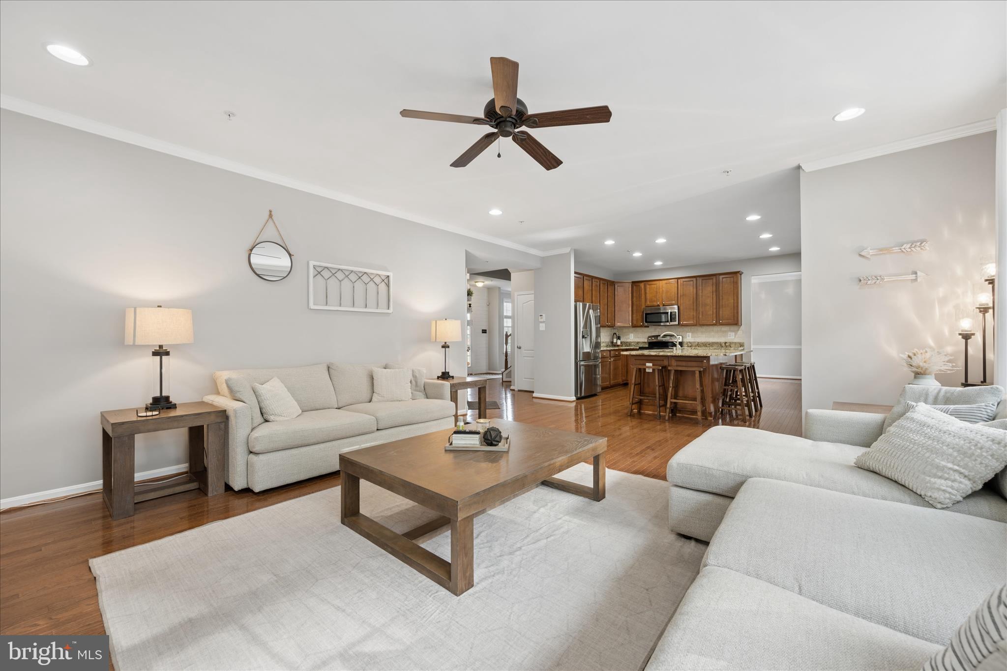 SUN MEADOW - Residential