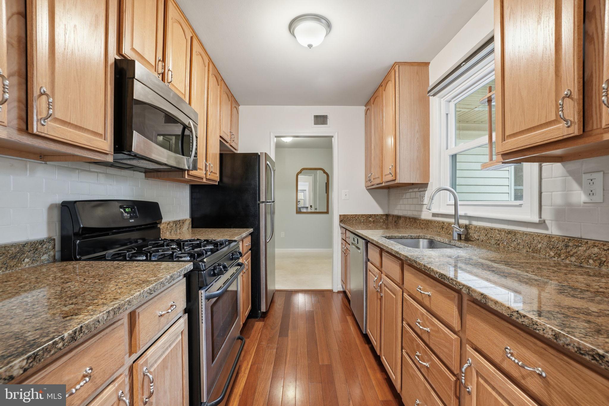 VIRGINIA HILLS - Residential