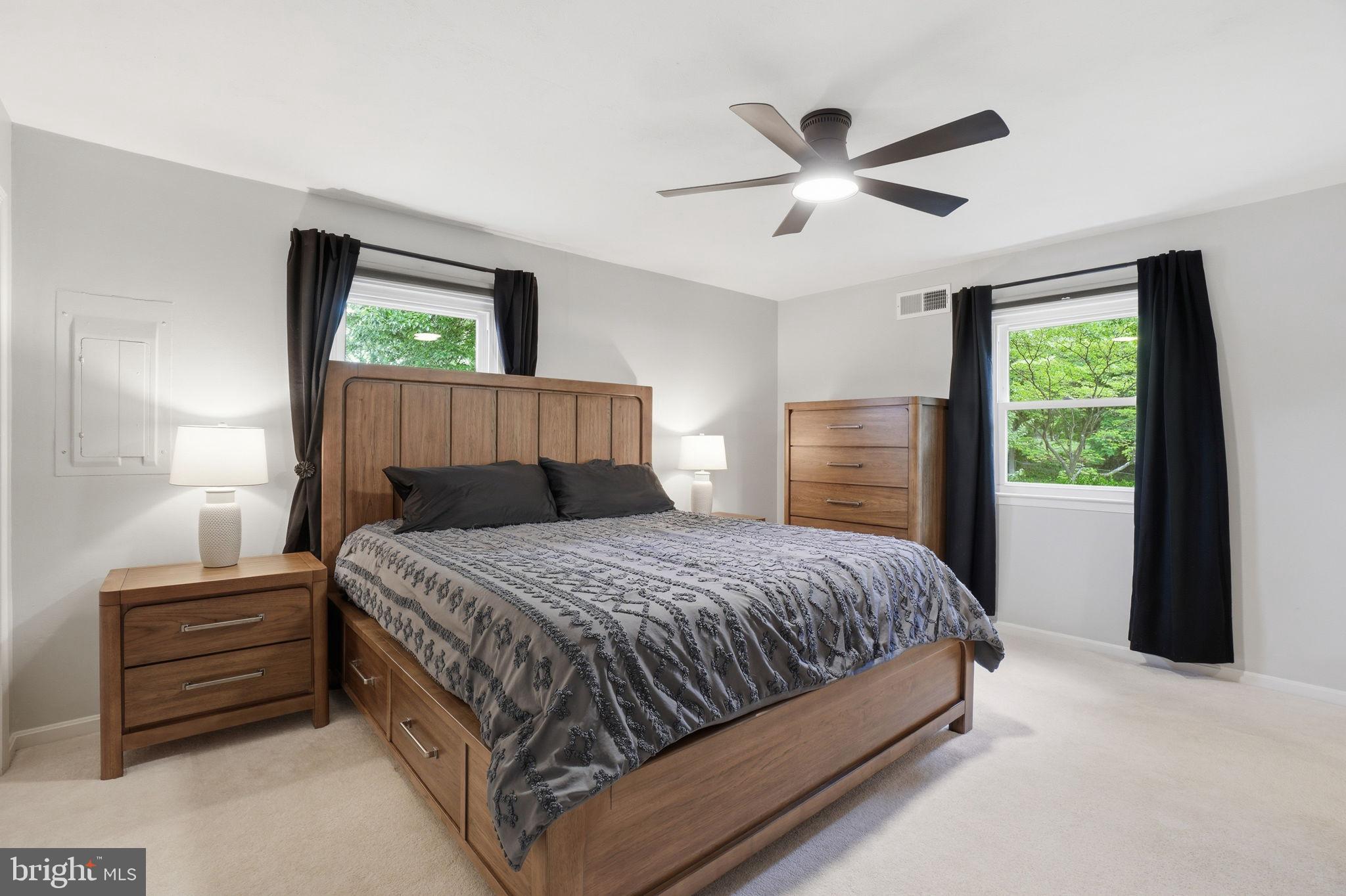 VIRGINIA HILLS - Residential