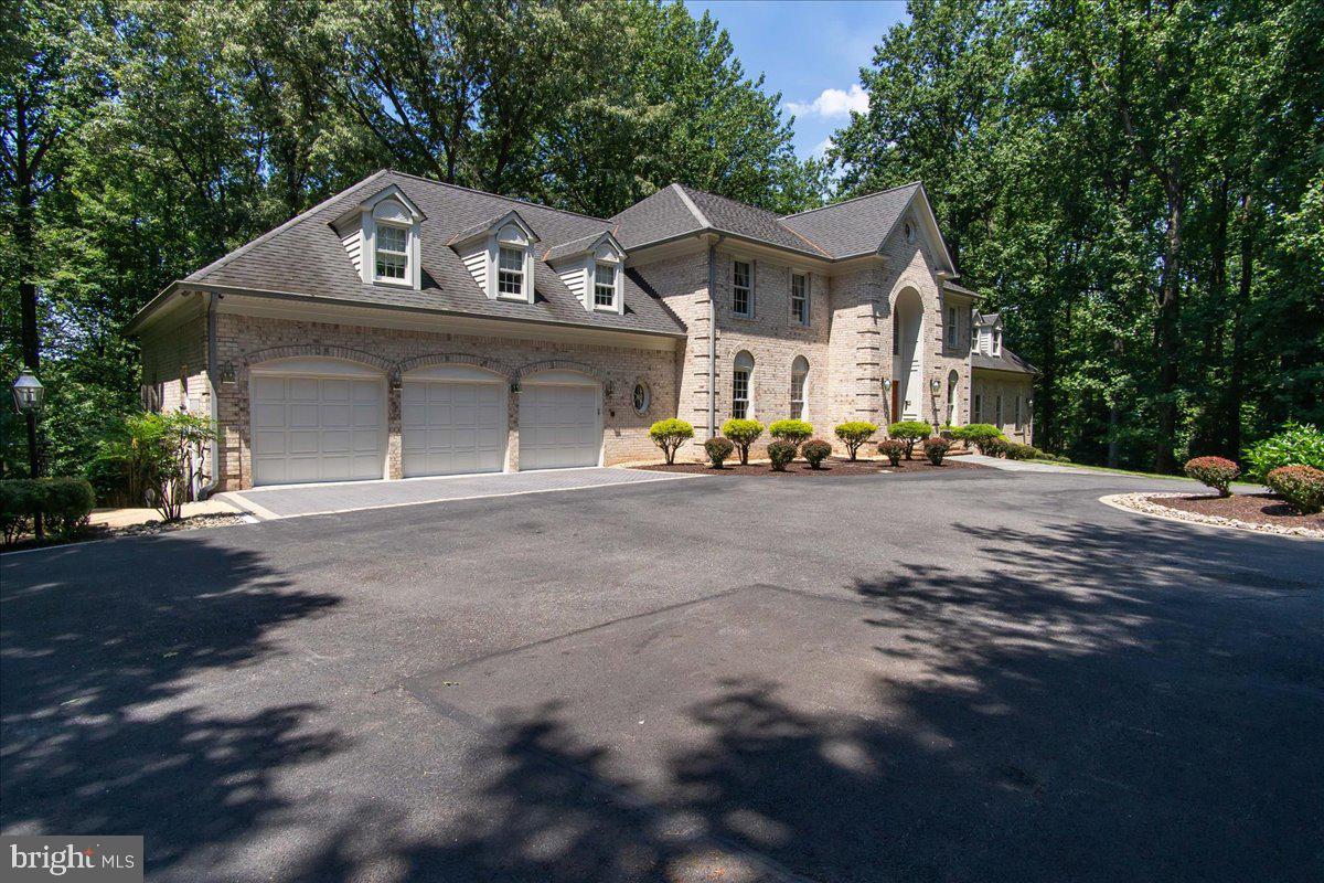 AVERY FOREST - Residential