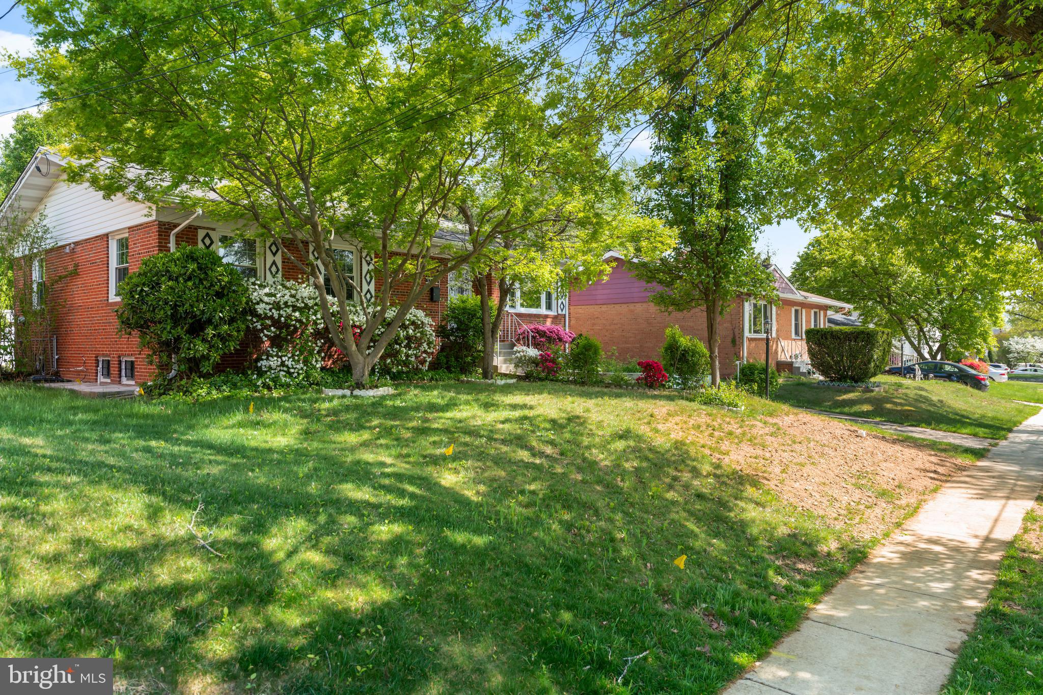 WHEATON WOODS - Residential
