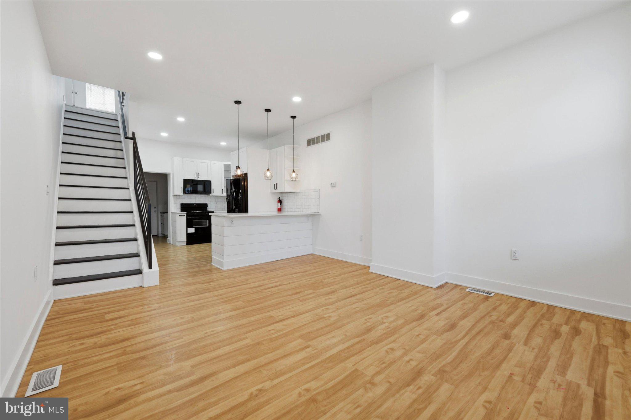 PHILADELPHIA - Residential