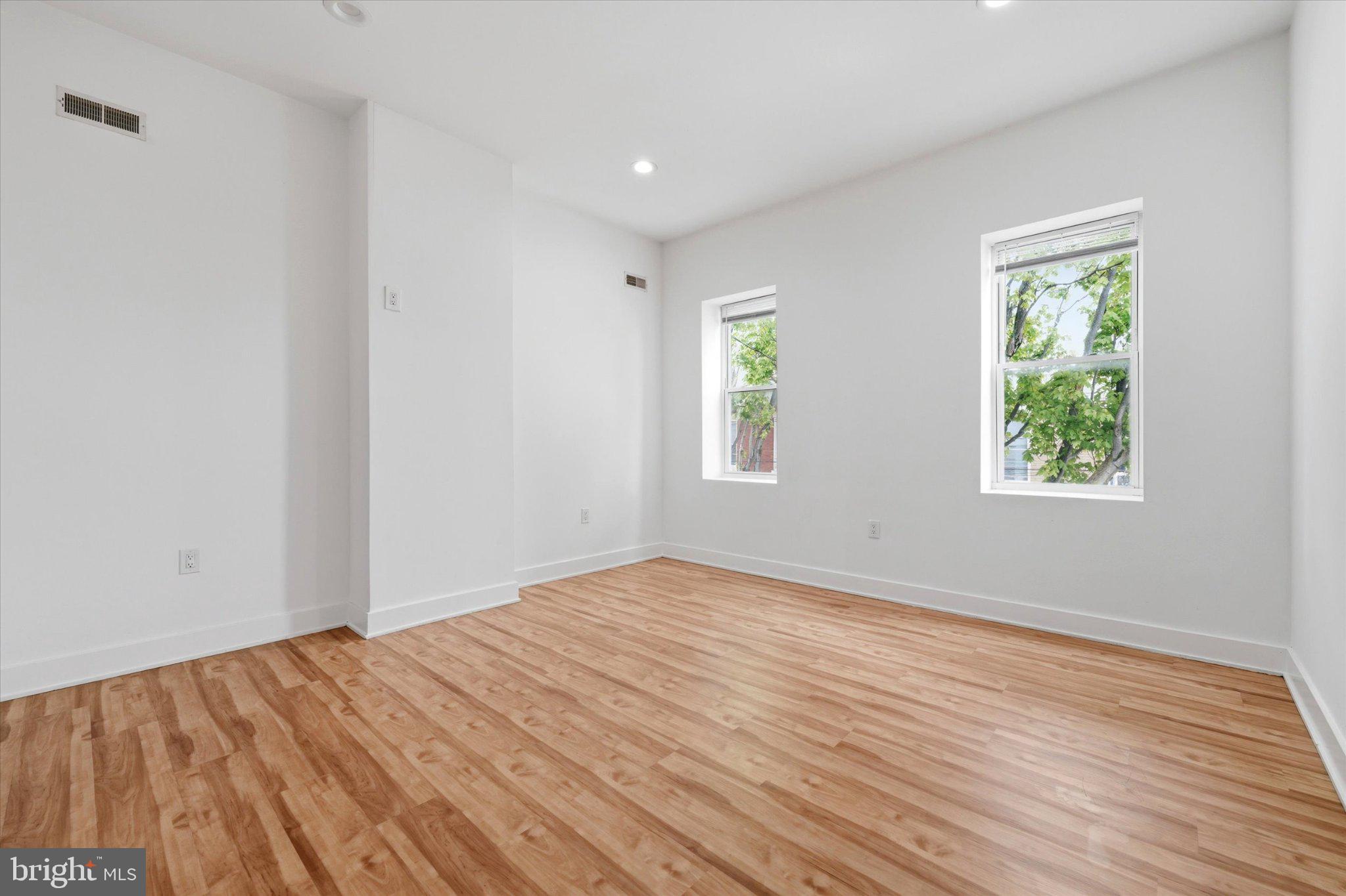 PHILADELPHIA - Residential