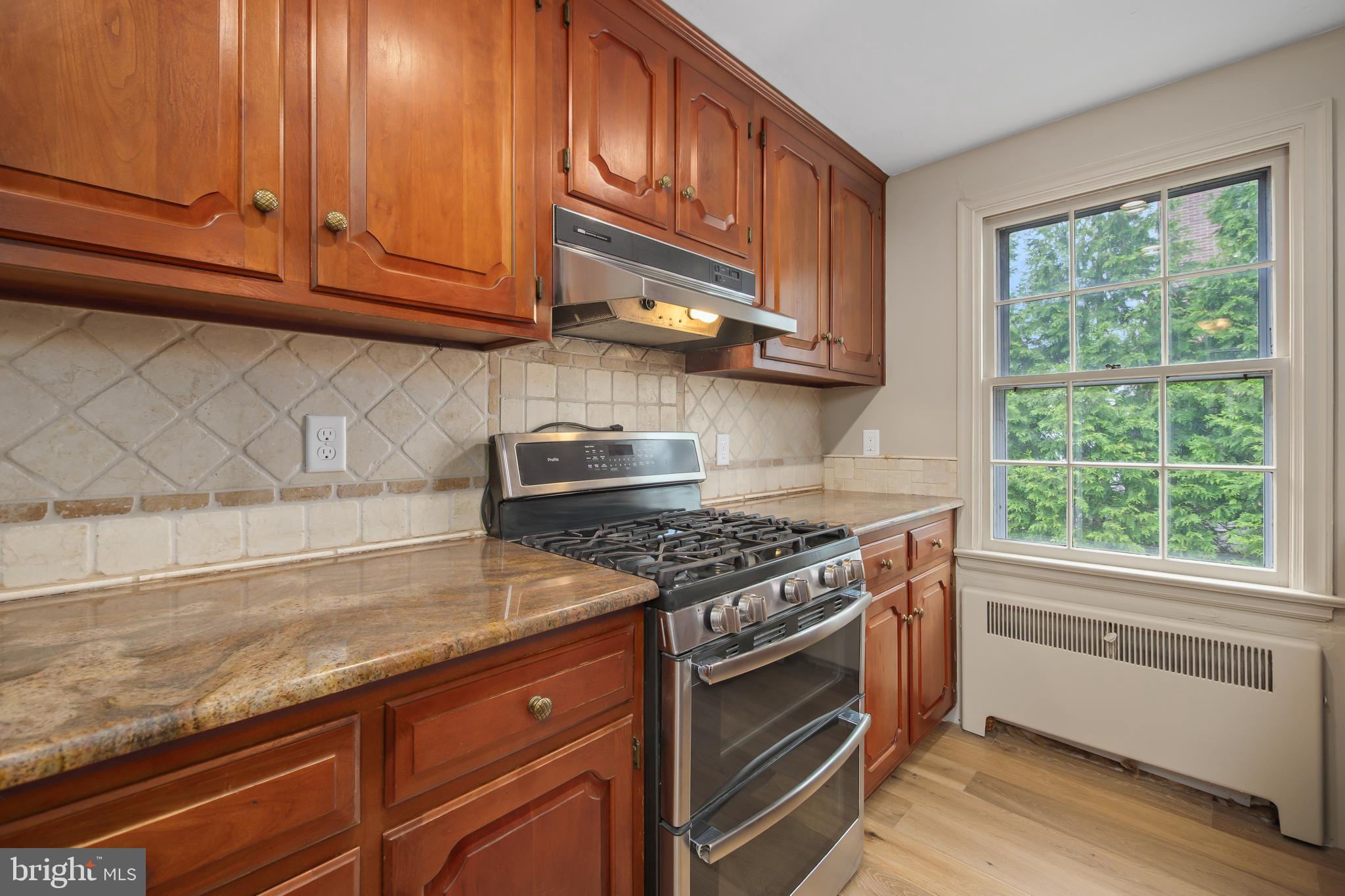 ROSEMONT - Residential