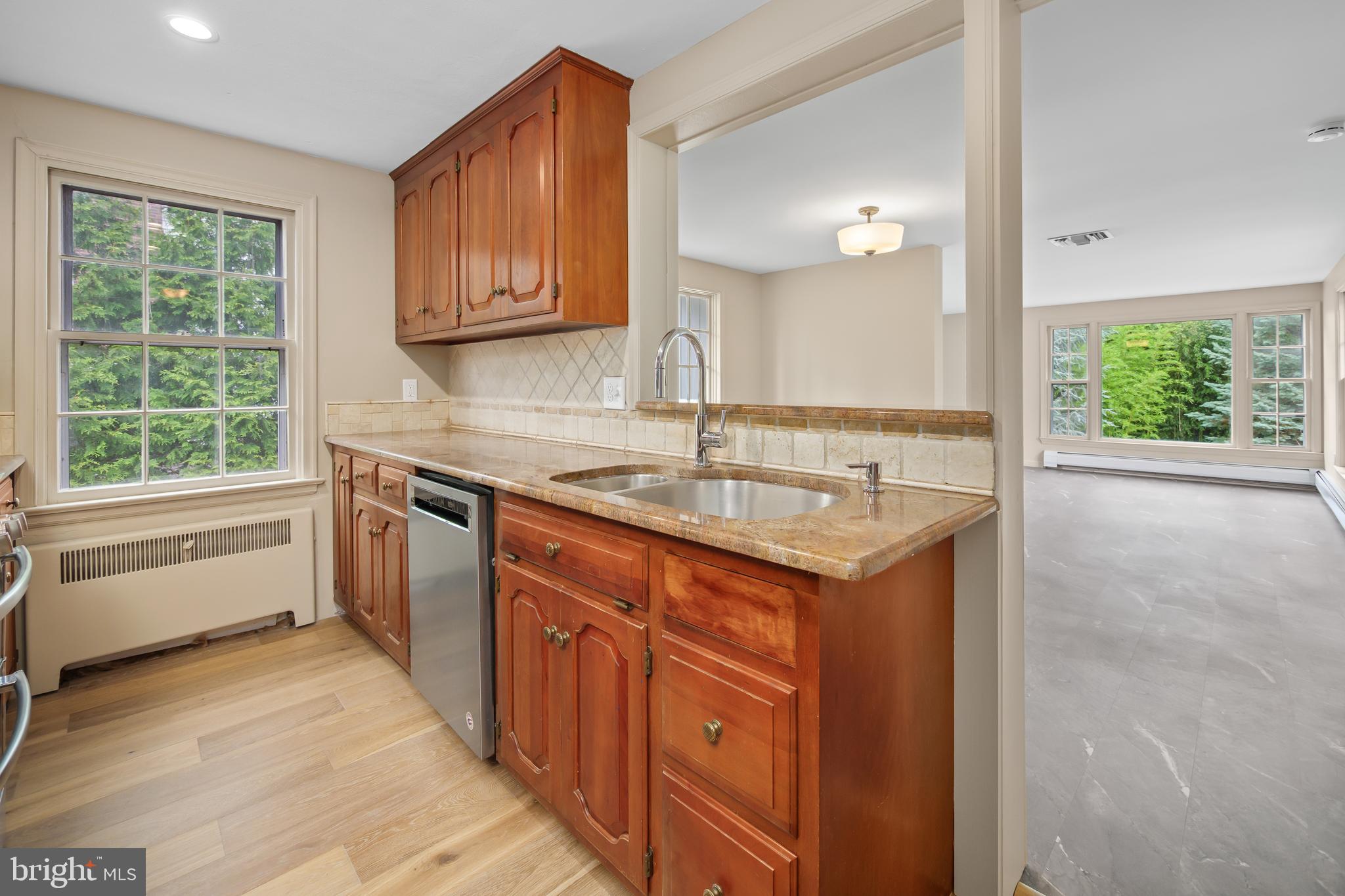 ROSEMONT - Residential