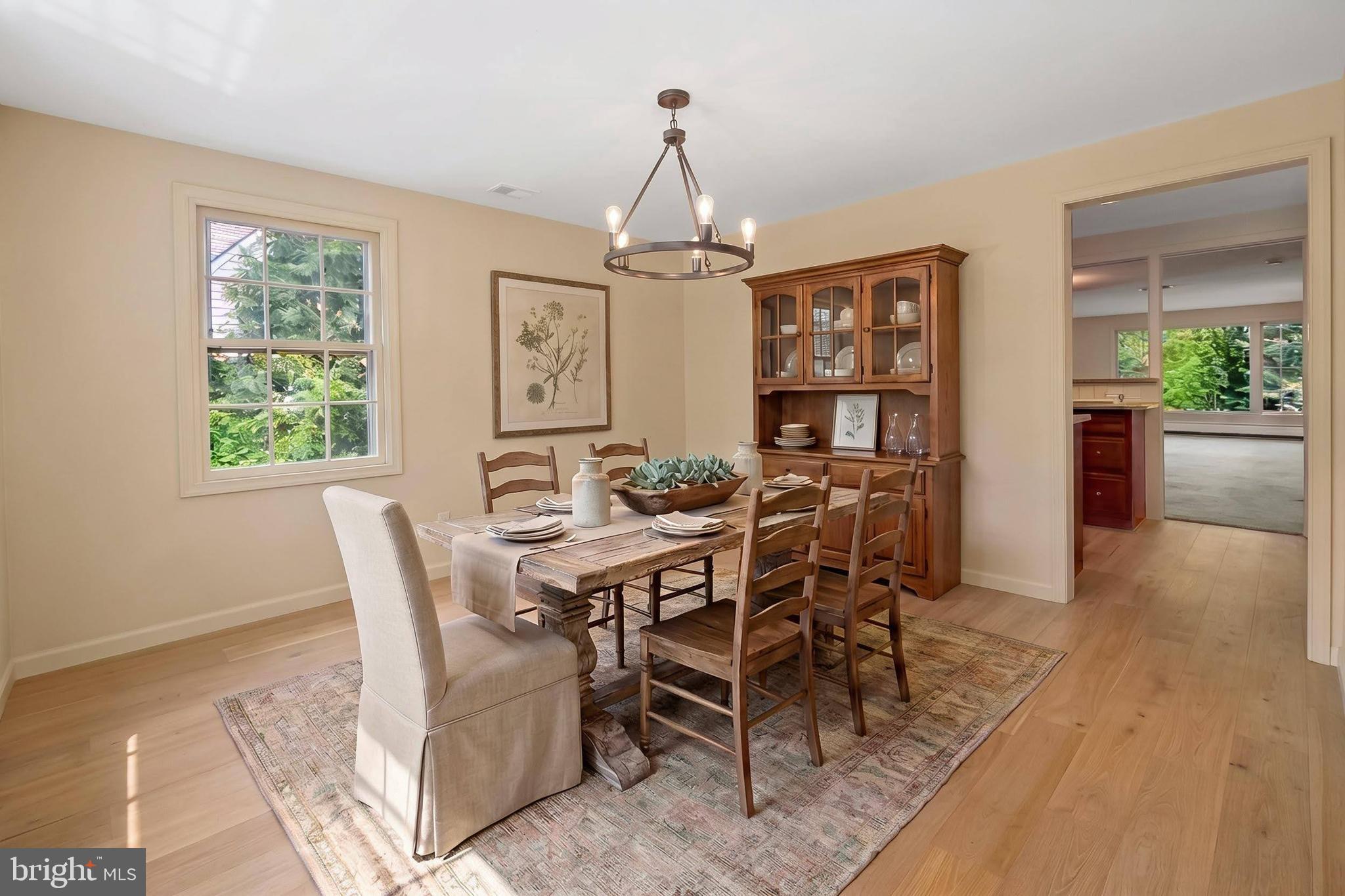 ROSEMONT - Residential