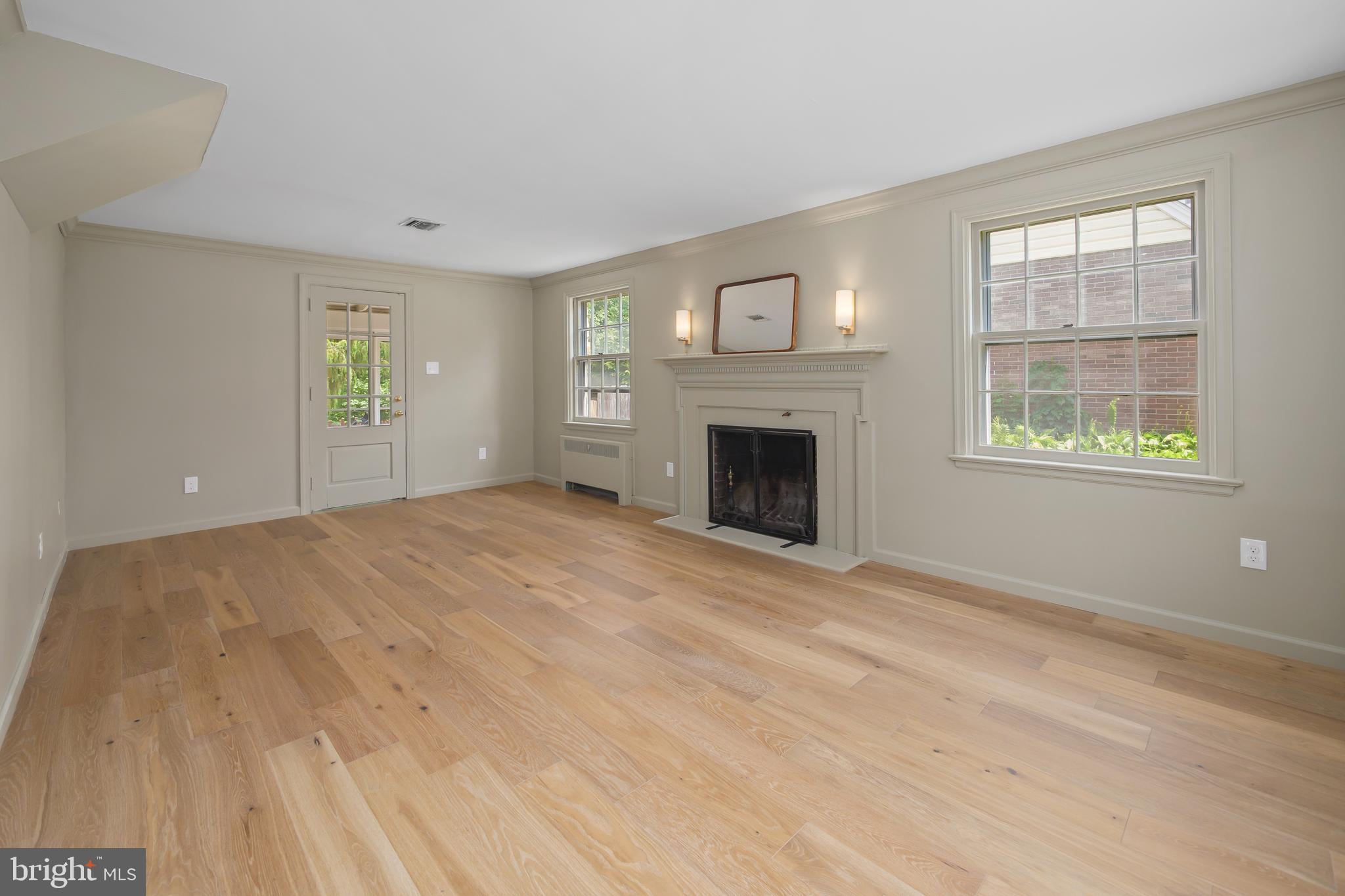 ROSEMONT - Residential
