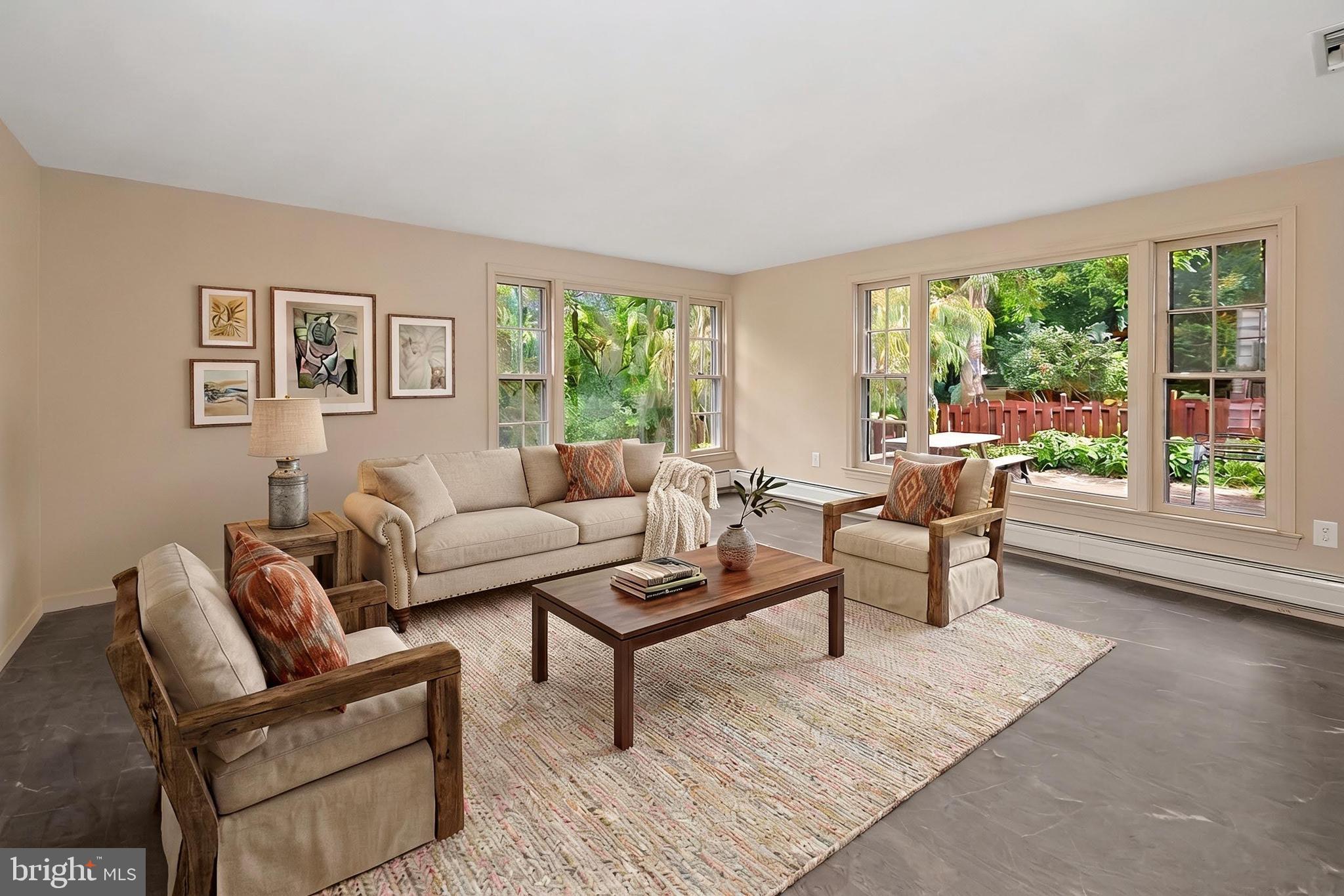 ROSEMONT - Residential