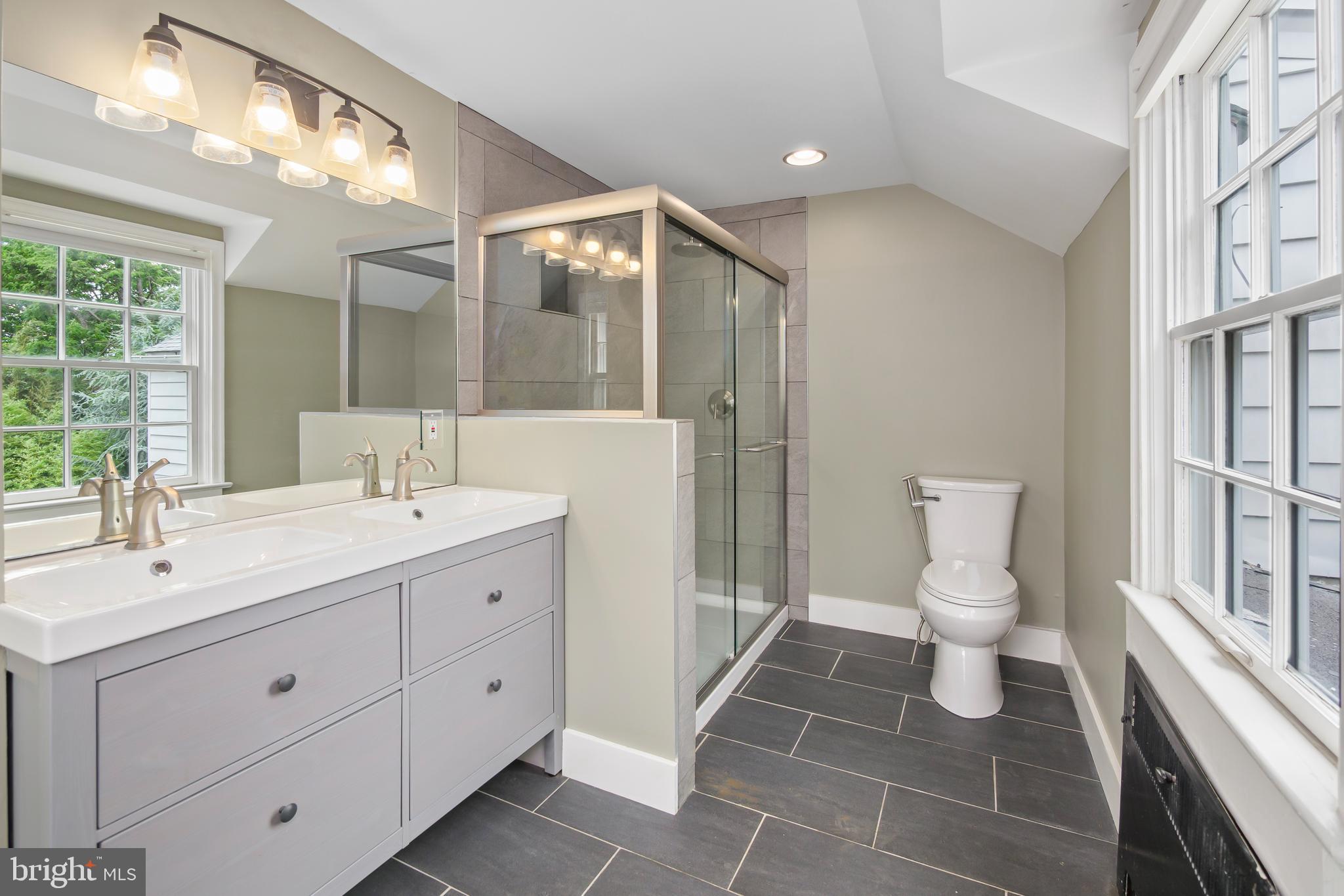 ROSEMONT - Residential