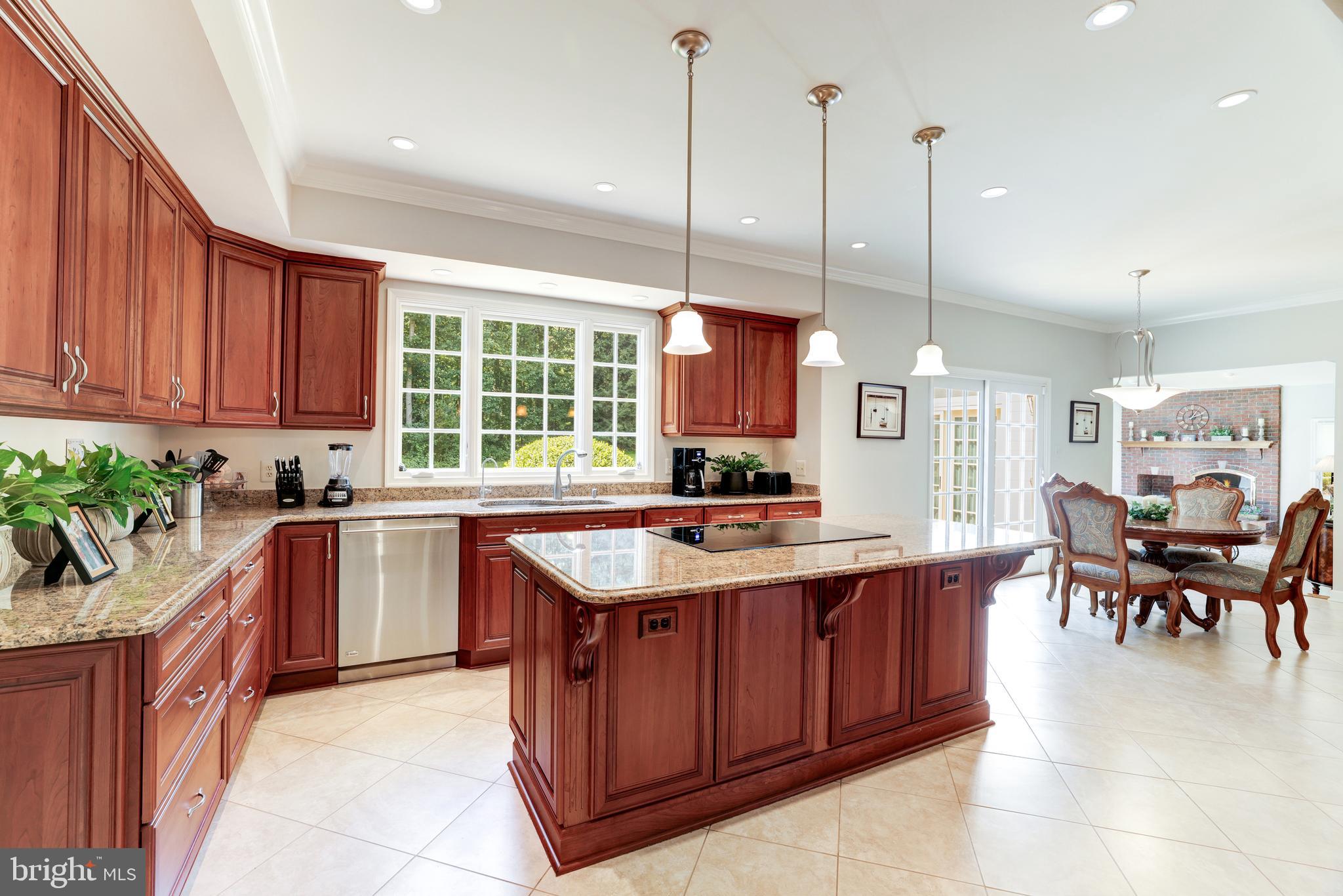WEST RIDGE - Residential