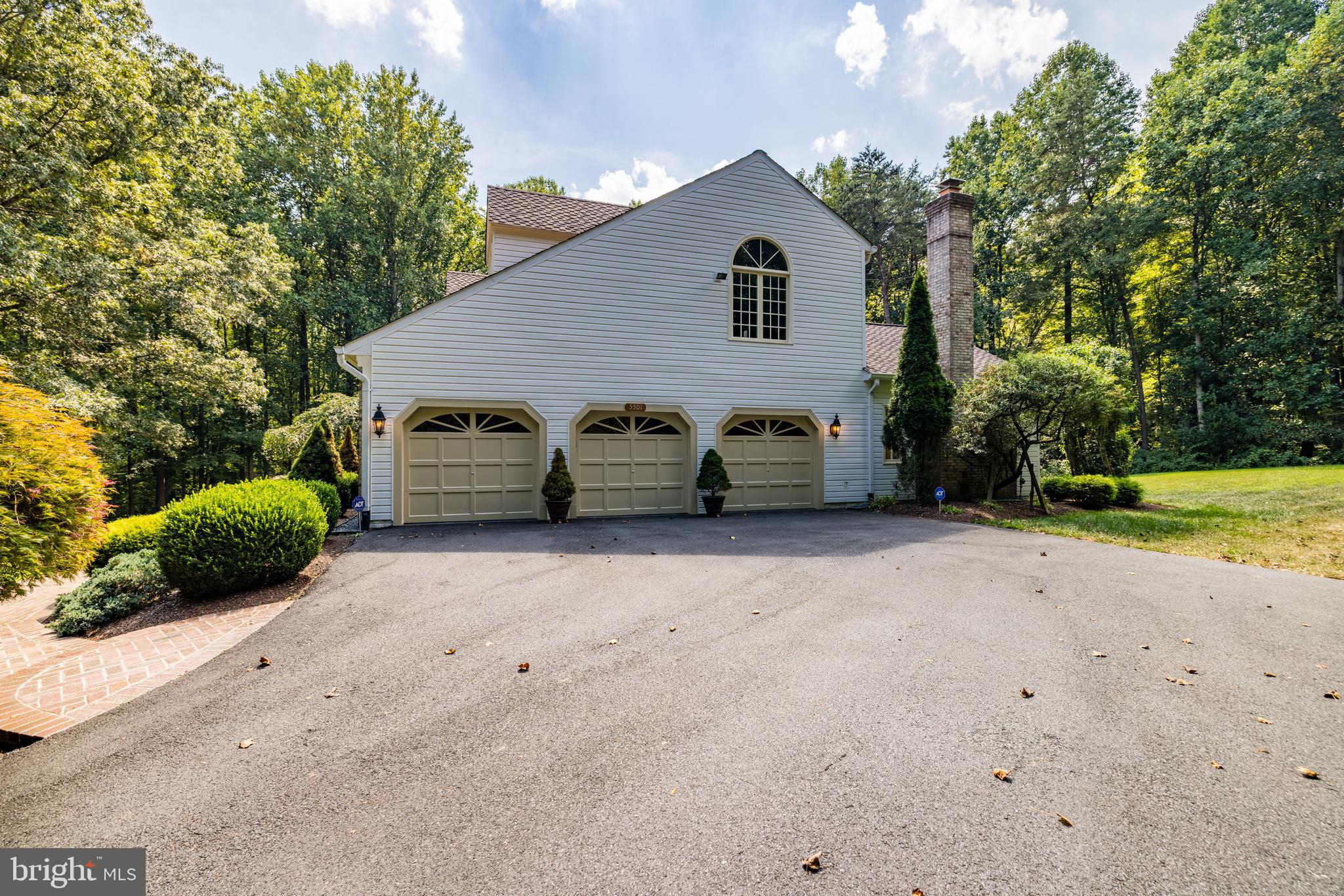 WEST RIDGE - Residential