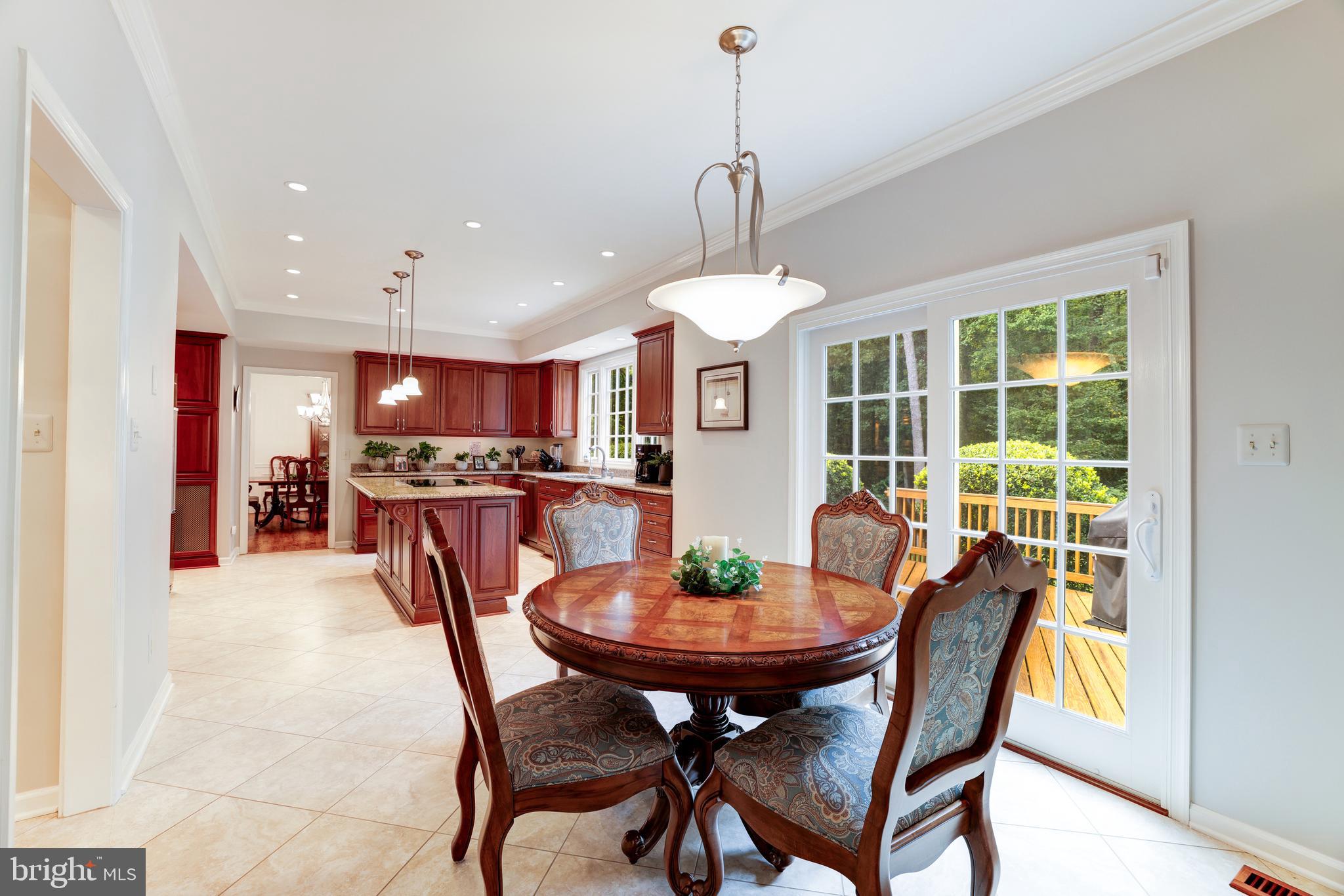 WEST RIDGE - Residential