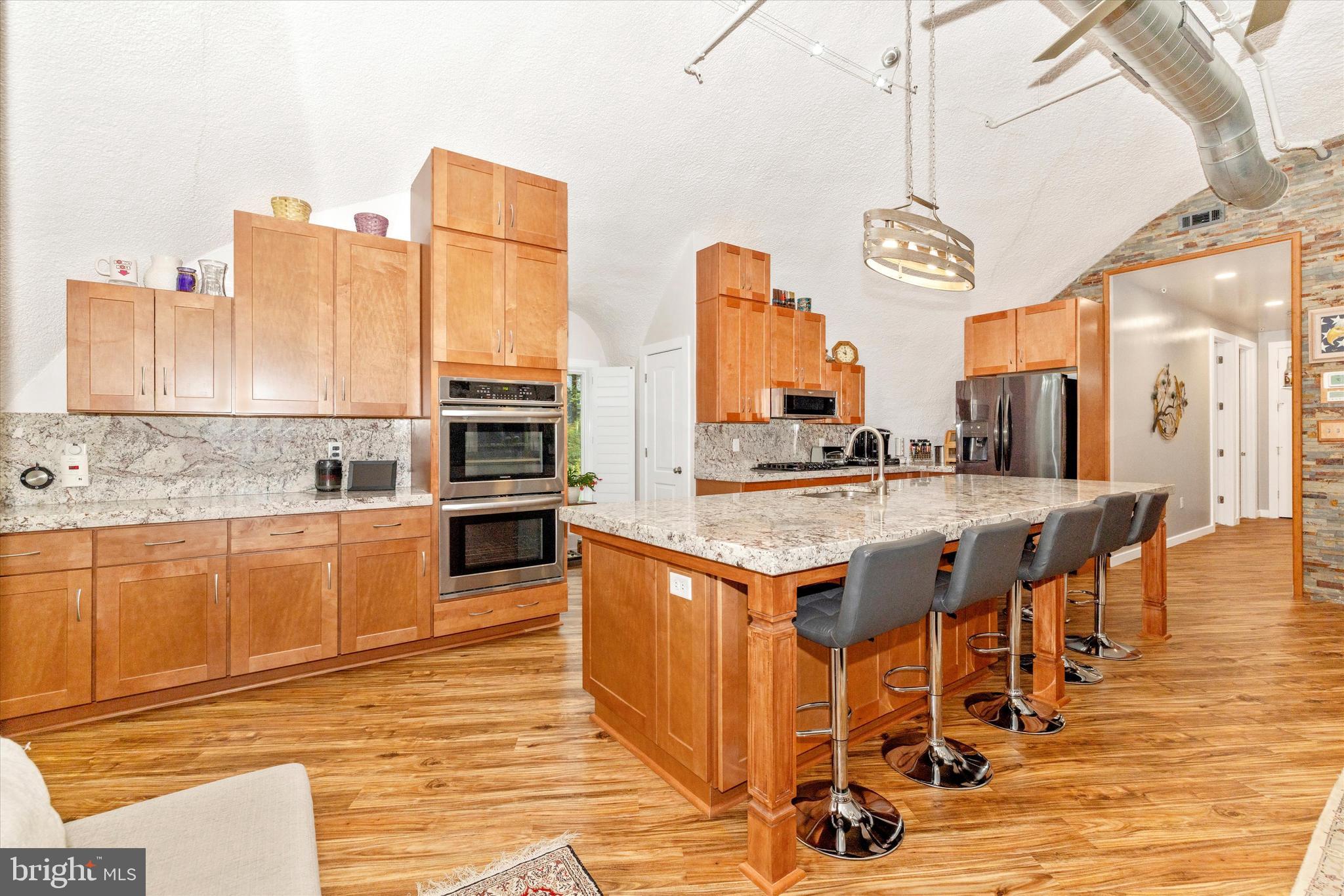 FOX TOWER KNOLLS - Residential