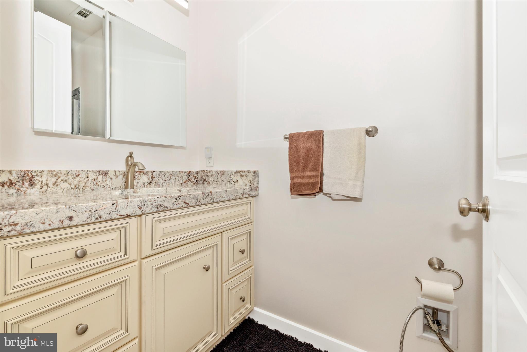 FOX TOWER KNOLLS - Residential