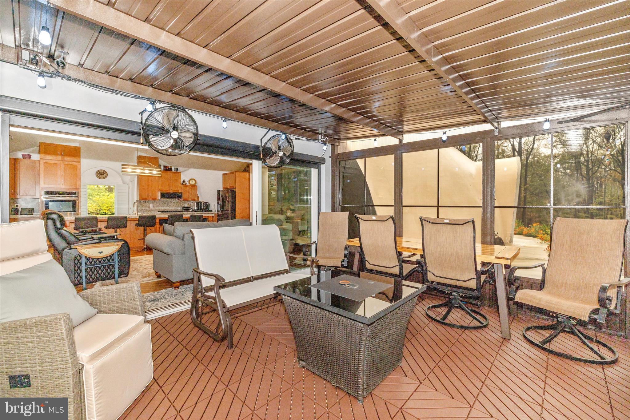 FOX TOWER KNOLLS - Residential