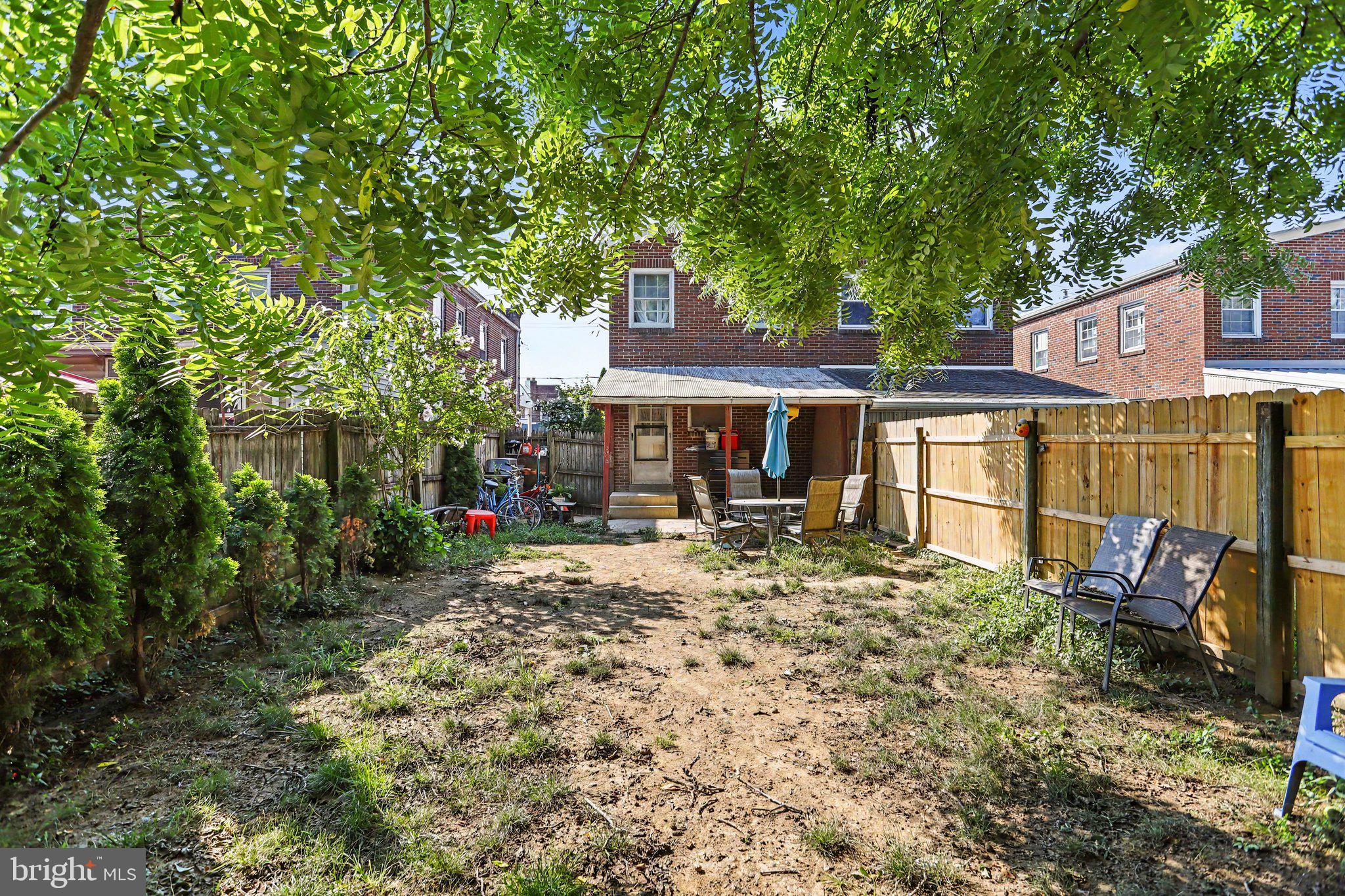 NEW HOLLAND BOROUGH - Residential
