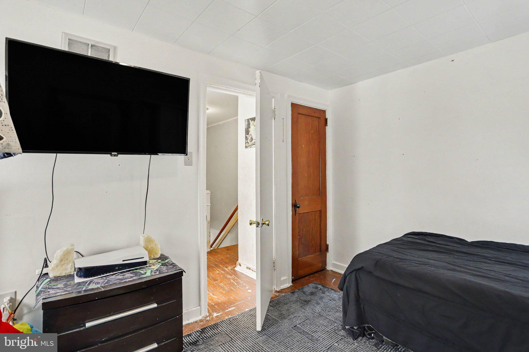 NEW HOLLAND BOROUGH - Residential