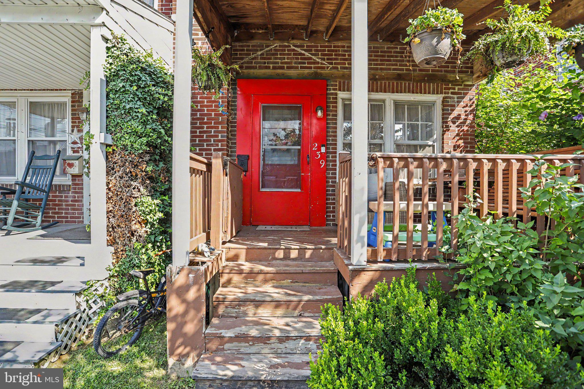 NEW HOLLAND BOROUGH - Residential
