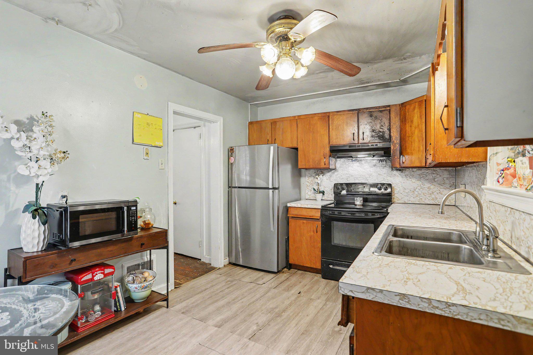 NEW HOLLAND BOROUGH - Residential