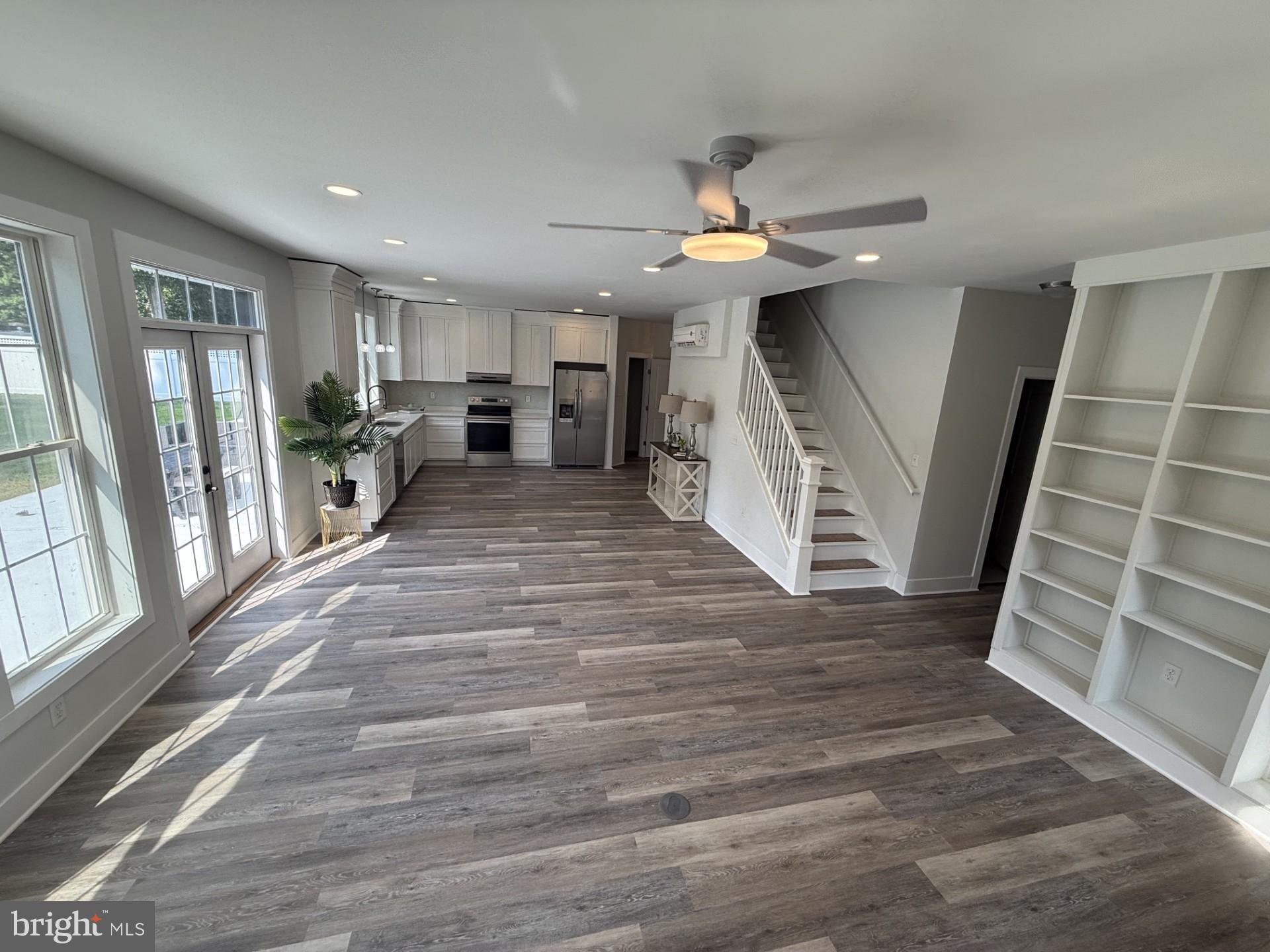 BLACKWATER VILLAGE - Residential