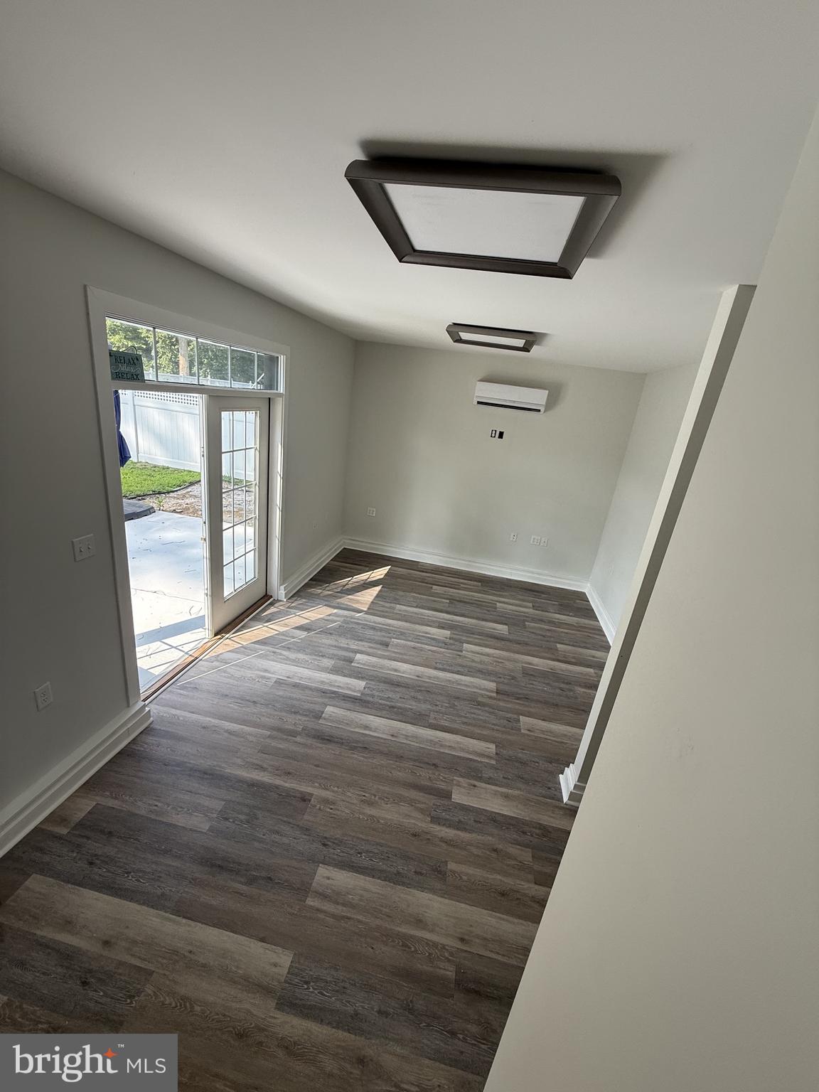BLACKWATER VILLAGE - Residential