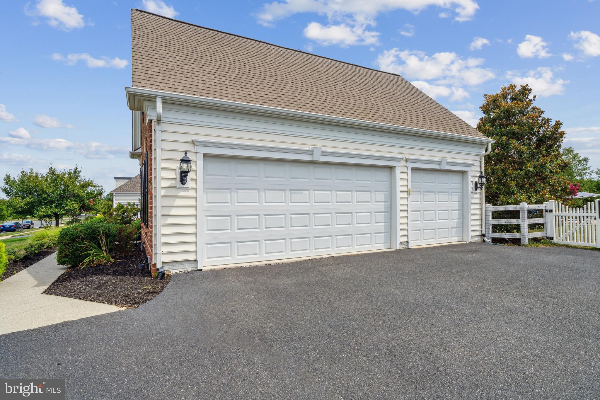 RED CEDAR - Residential