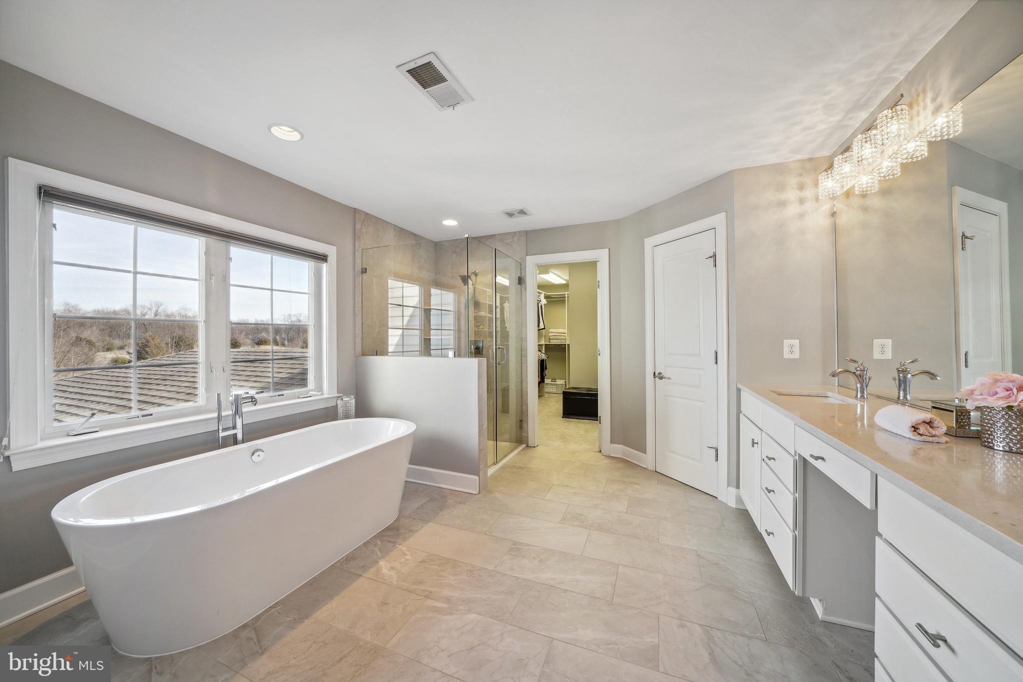 RED CEDAR - Residential
