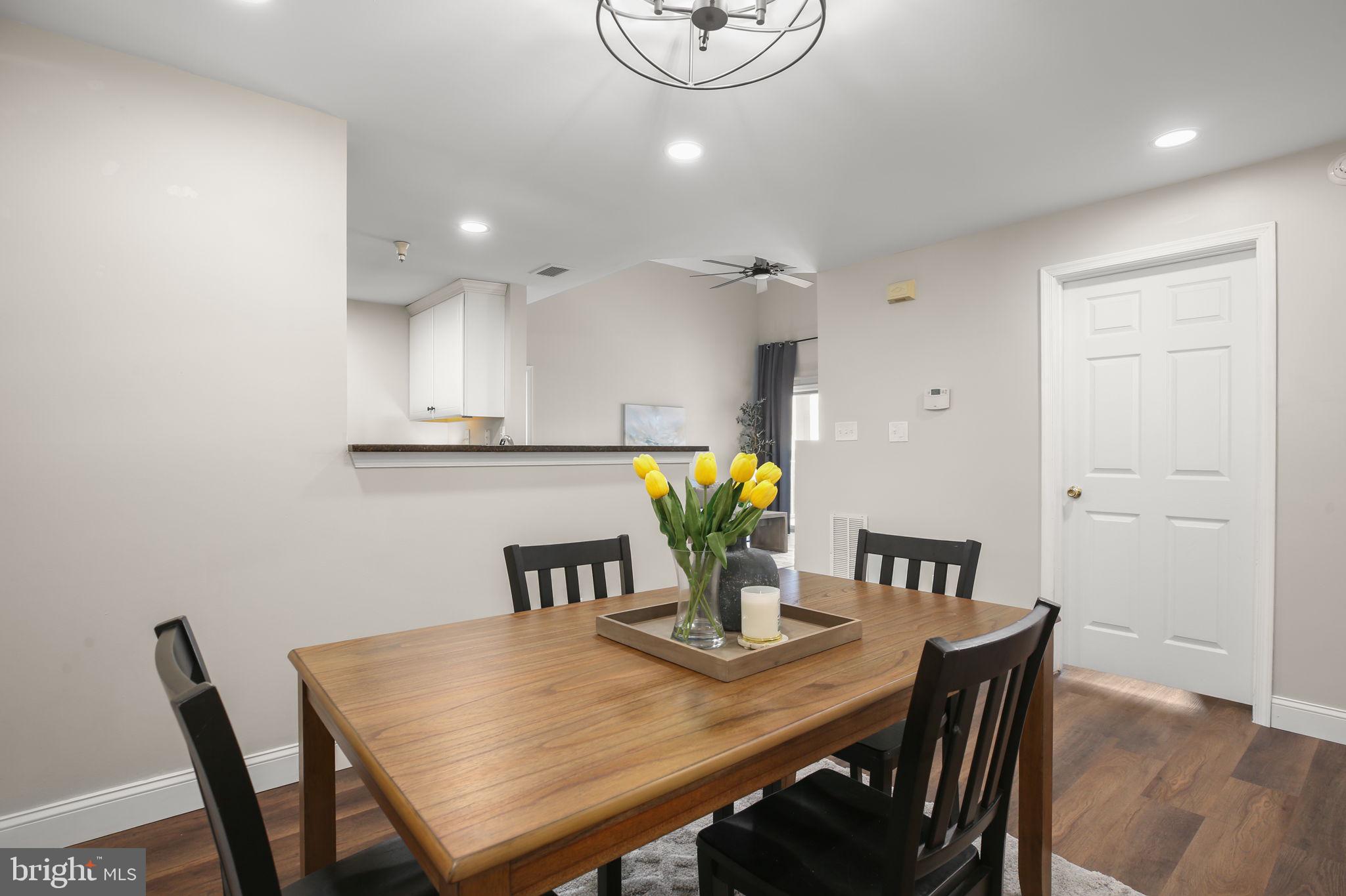 SUMMERHOUSE CONDO - Residential
