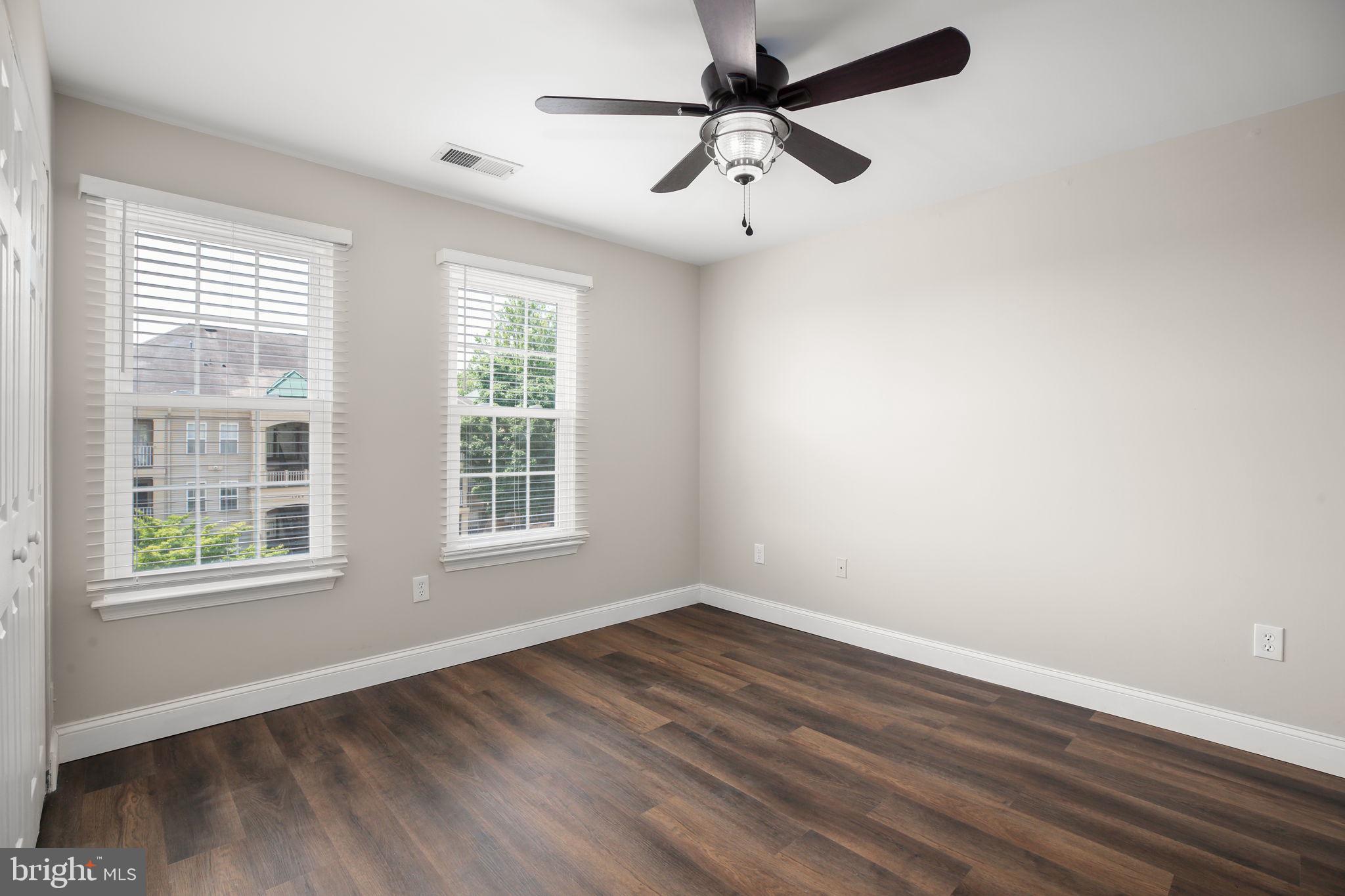 SUMMERHOUSE CONDO - Residential