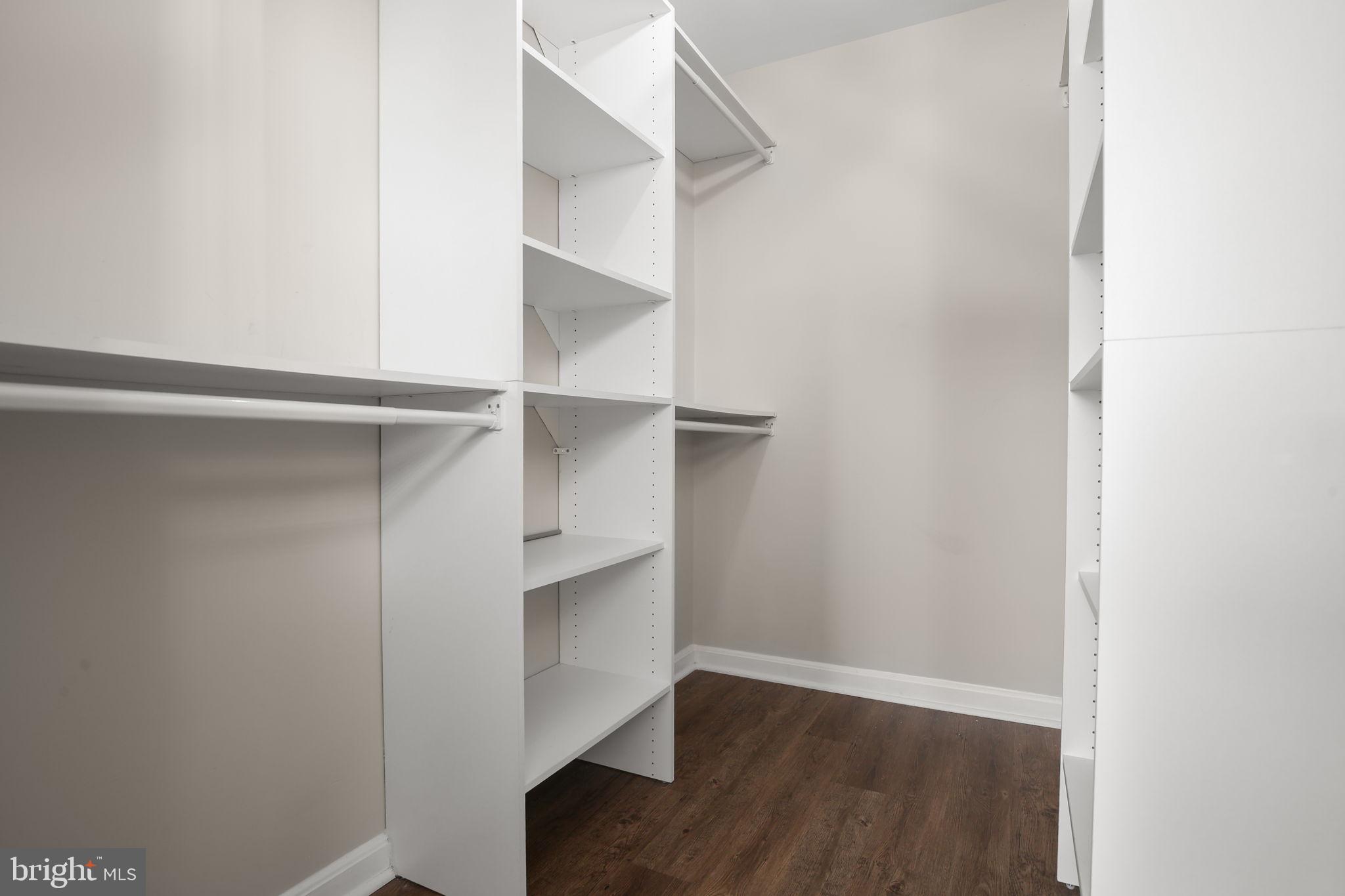 SUMMERHOUSE CONDO - Residential