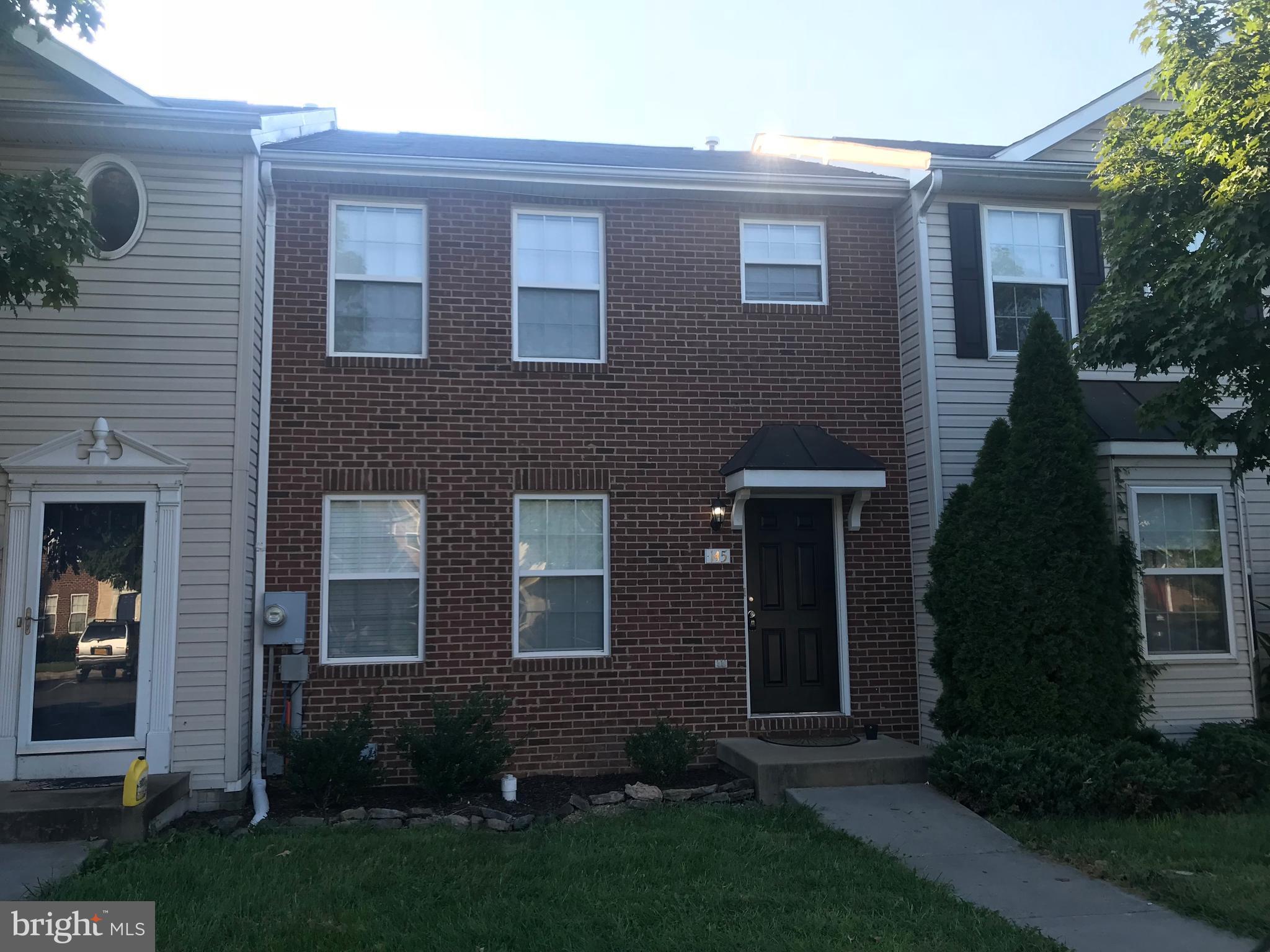 LEXINGTON COURT - Residential Lease