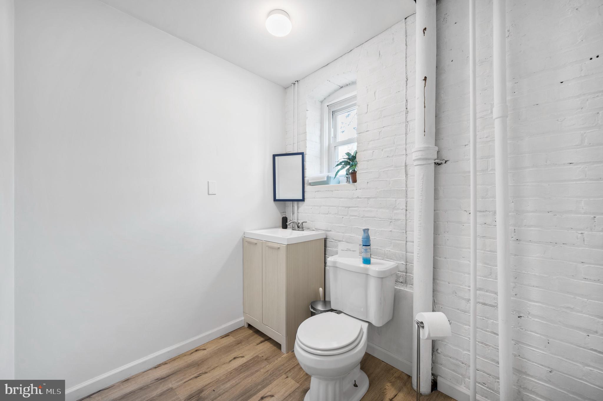 NORTHERN LIBERTIES - Commercial Sale