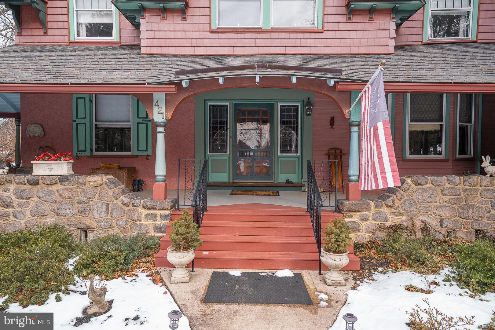 SOUTH WAYNE - Residential