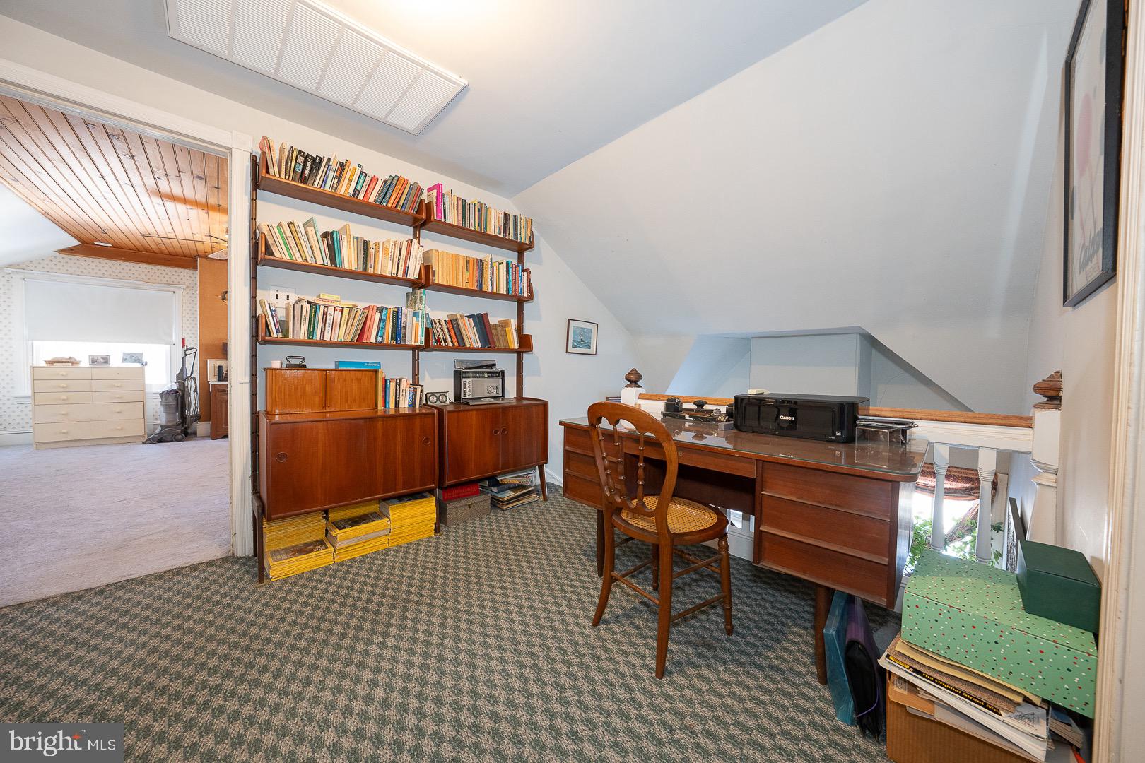 SOUTH WAYNE - Residential