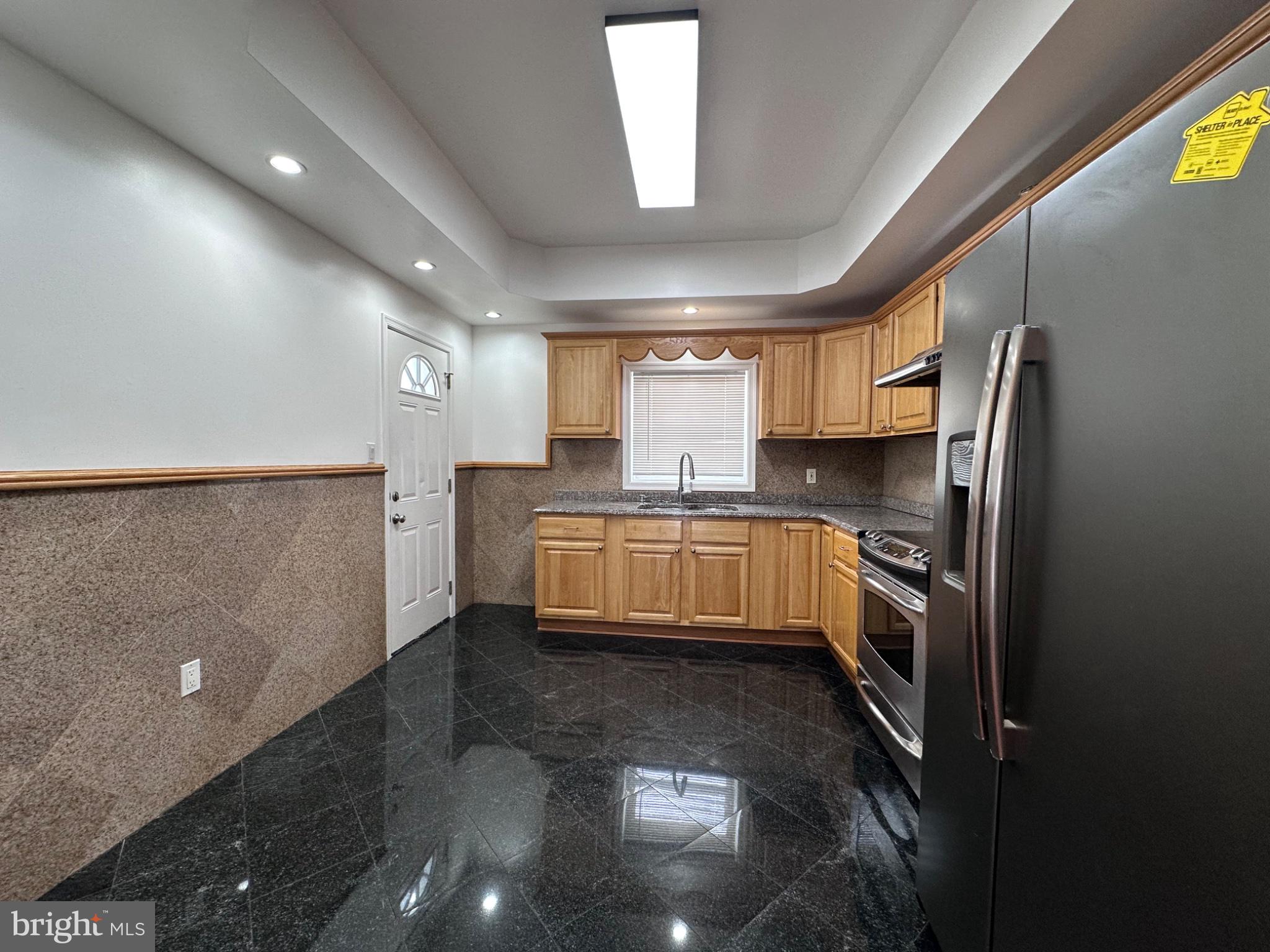 SOUTH STREET - Residential