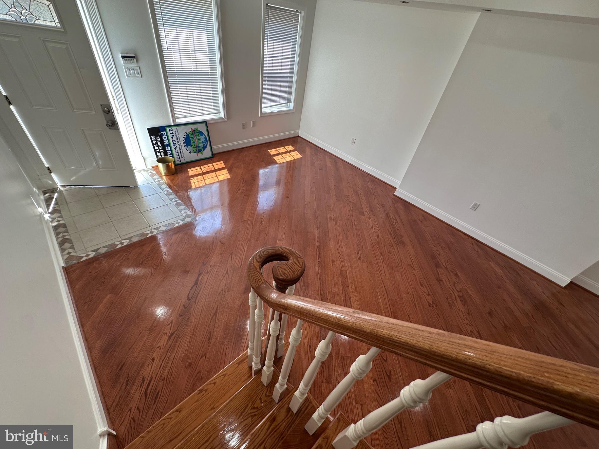 SOUTH STREET - Residential