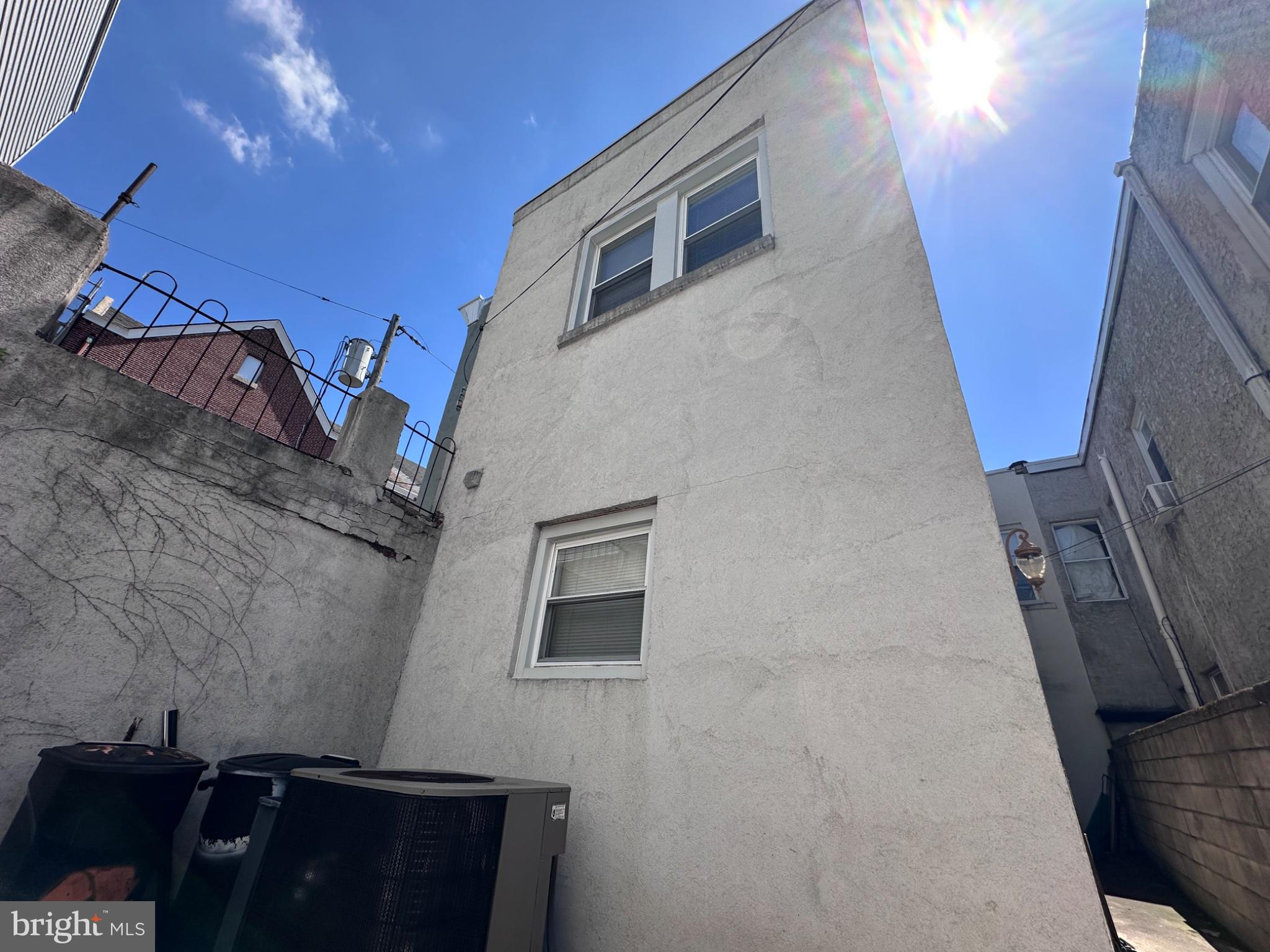 SOUTH STREET - Residential