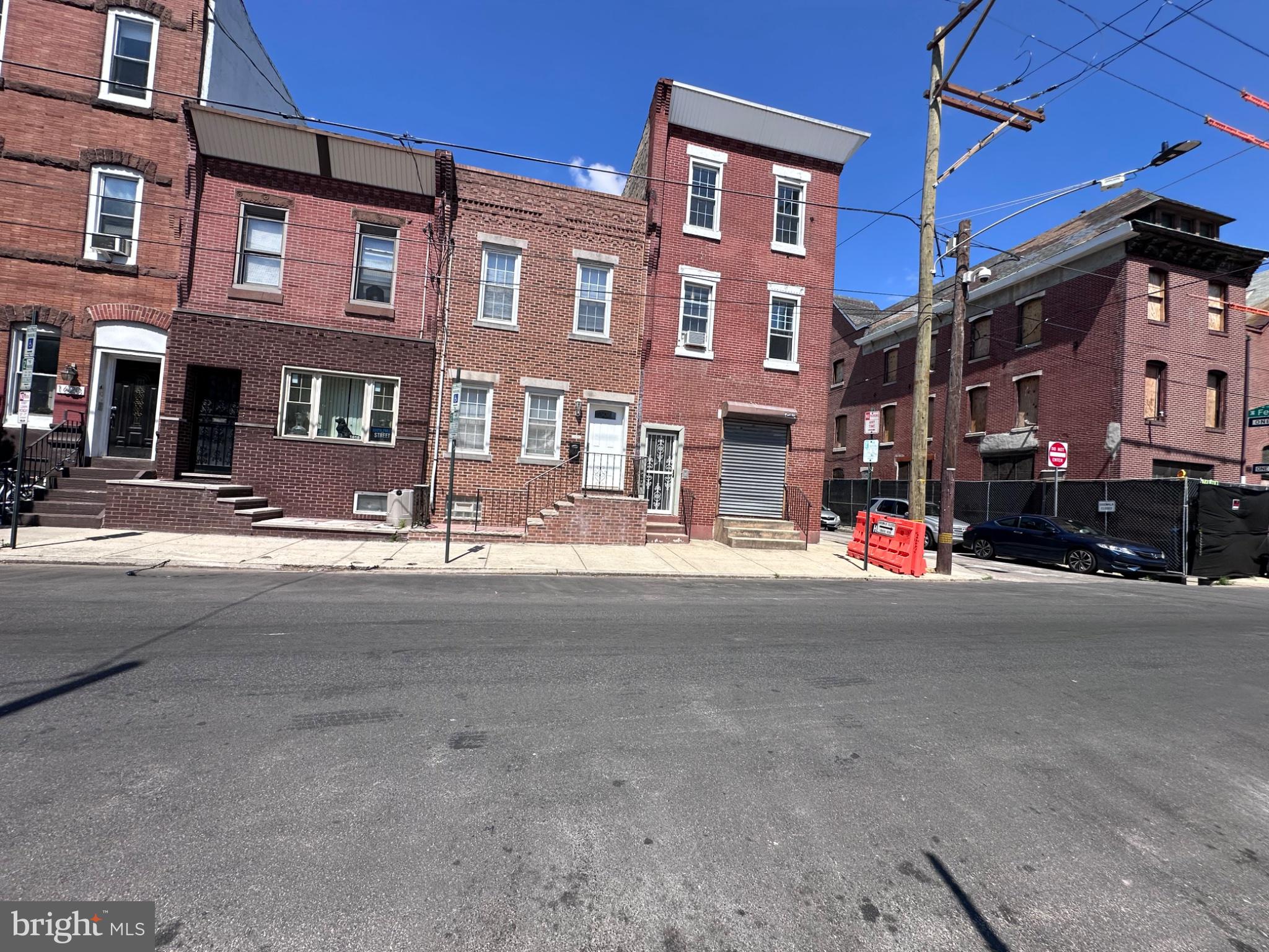 SOUTH STREET - Residential