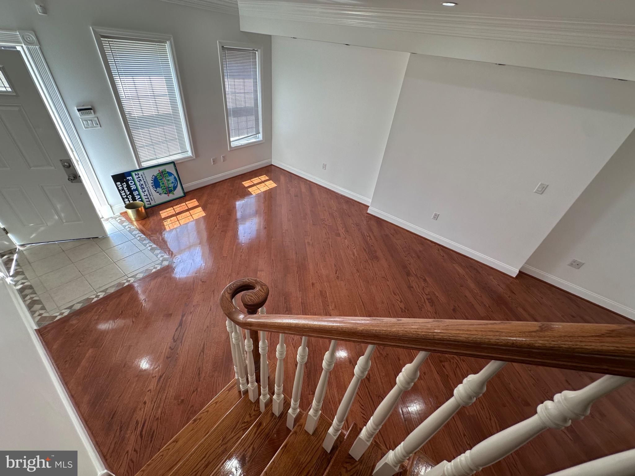 SOUTH STREET - Residential
