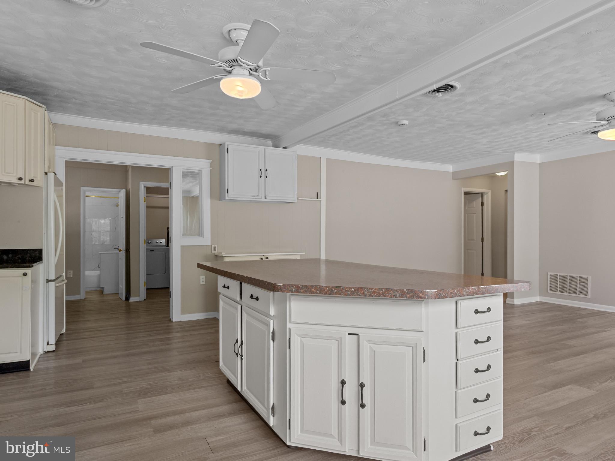 REGULARS - Residential