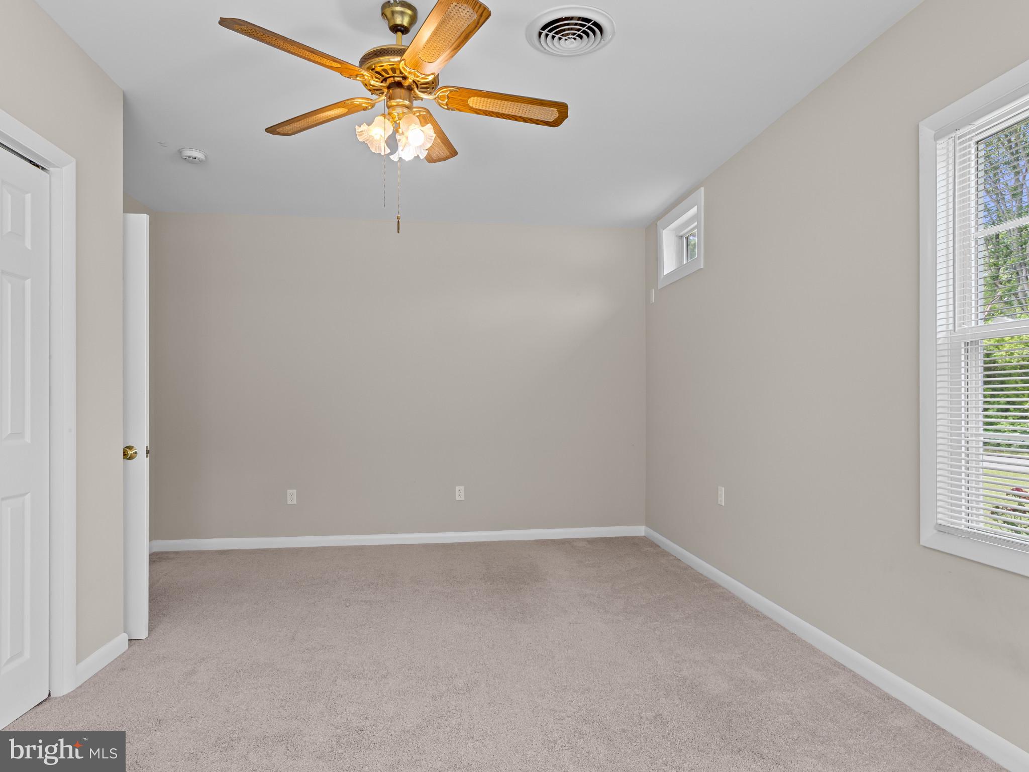 REGULARS - Residential