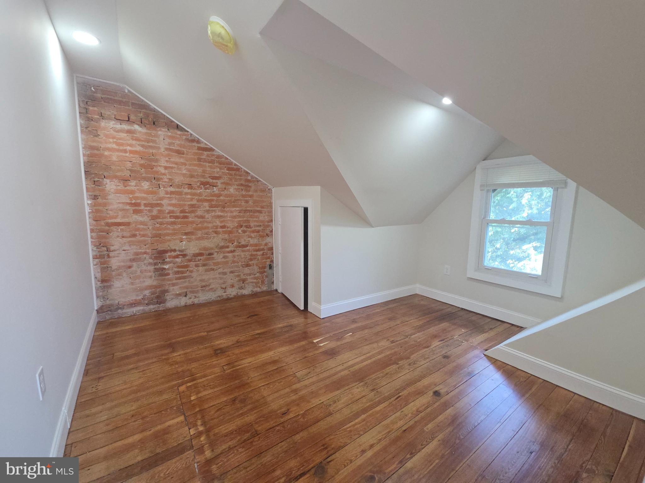COOL SPRING - Residential Income