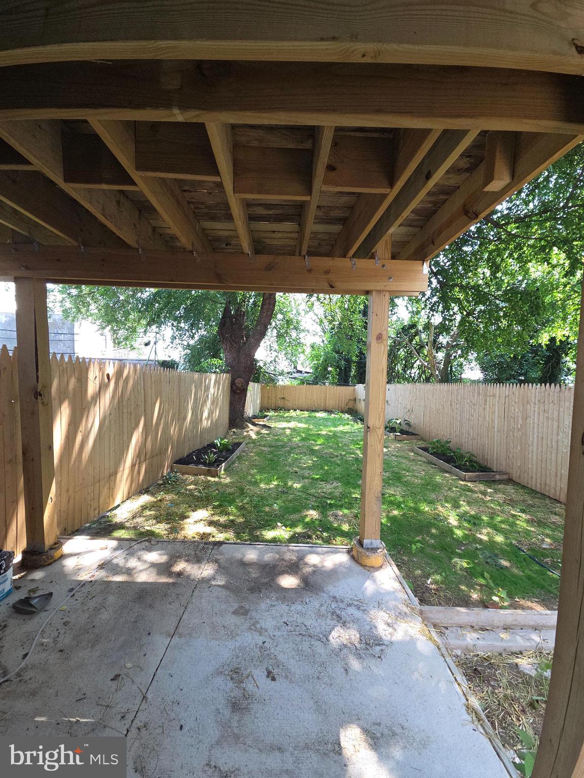 COOL SPRING - Residential Income