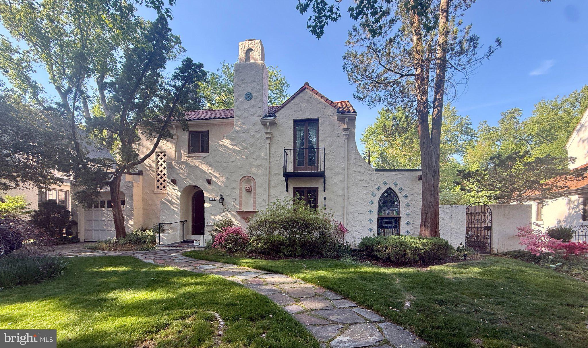 CHEVY CHASE VILLAGE - Residential