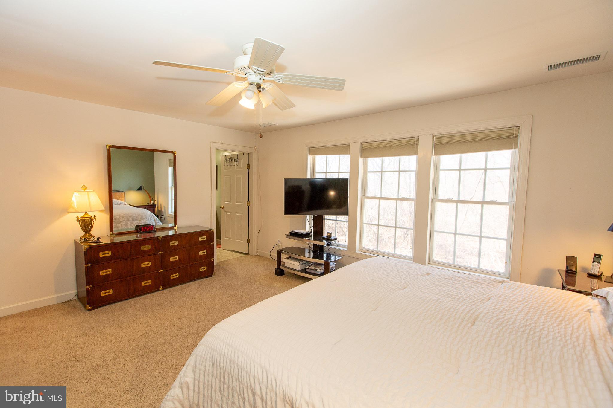 NORTHRIDGE VILLAGE - Residential