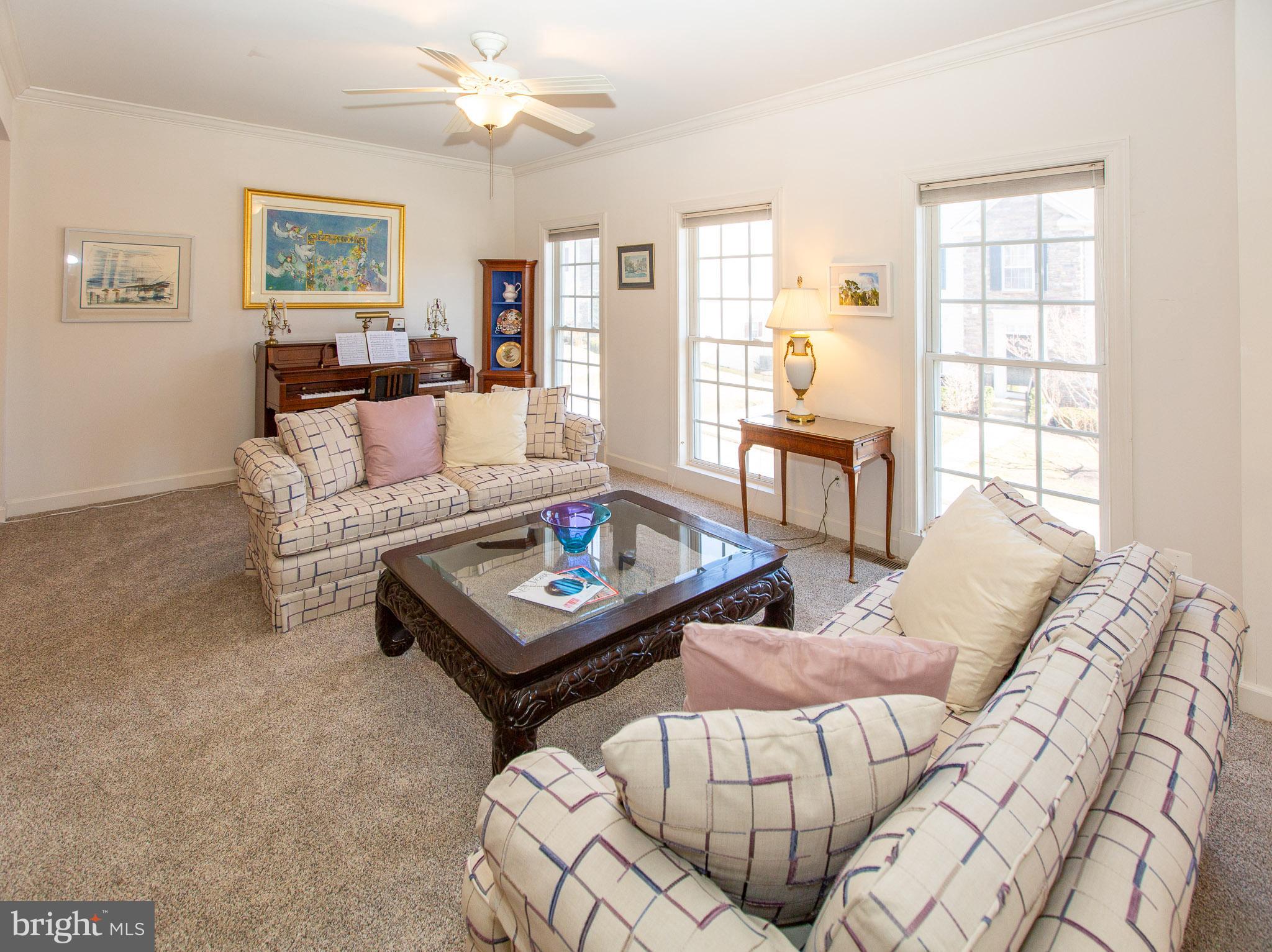 NORTHRIDGE VILLAGE - Residential