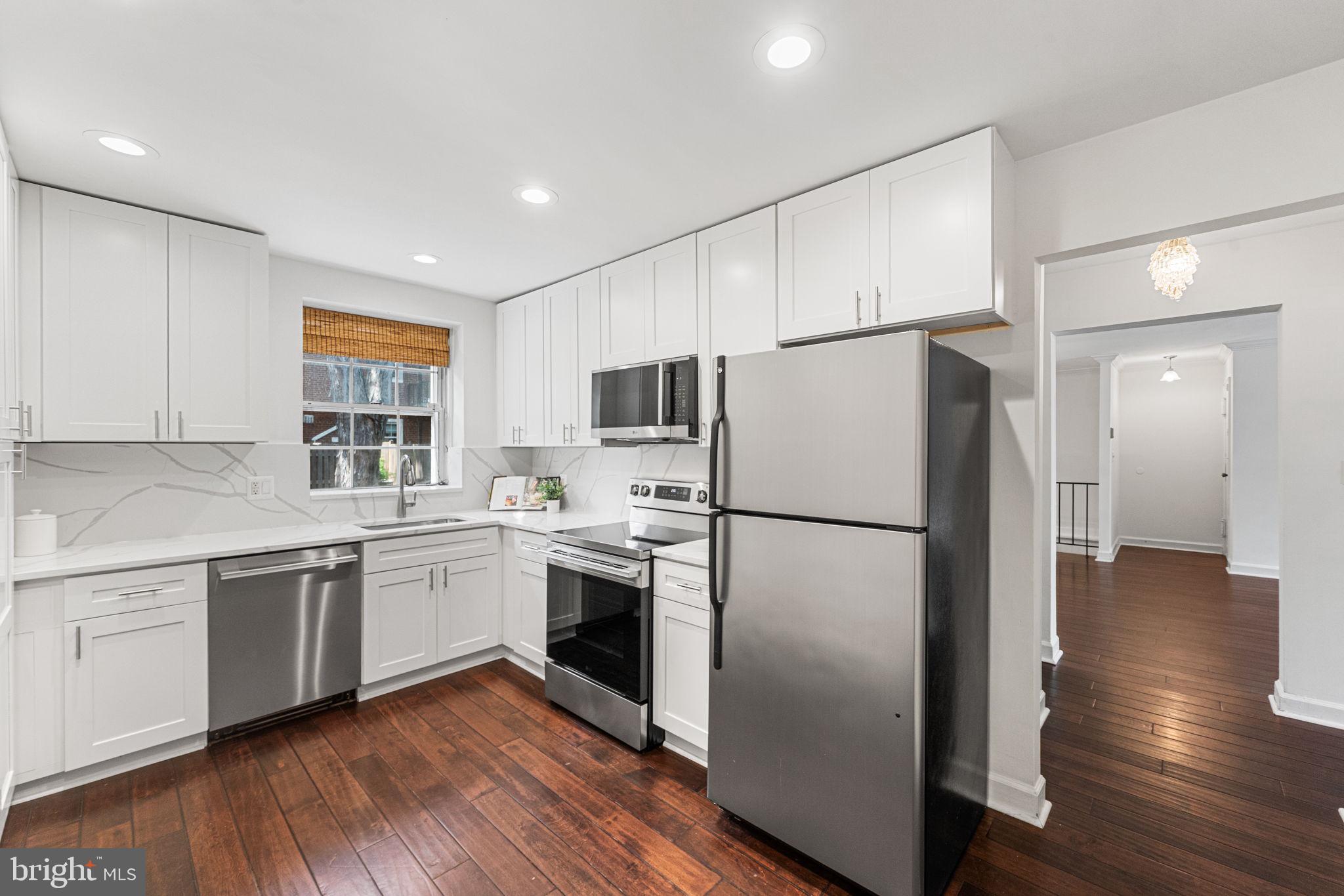 FAIRLINGTON VILLAGES - Residential