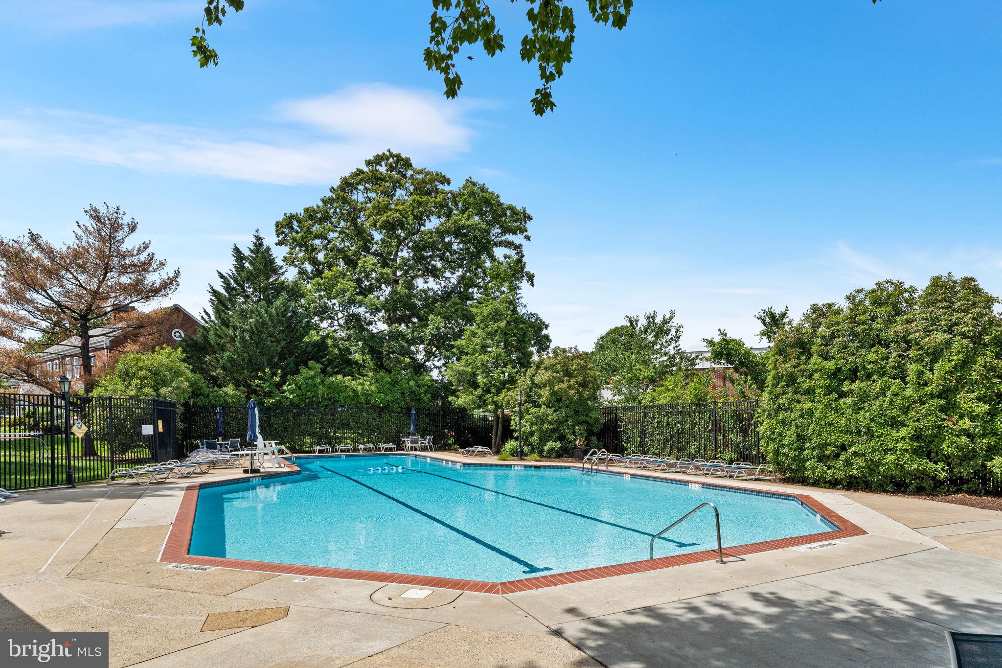 FAIRLINGTON VILLAGES - Residential