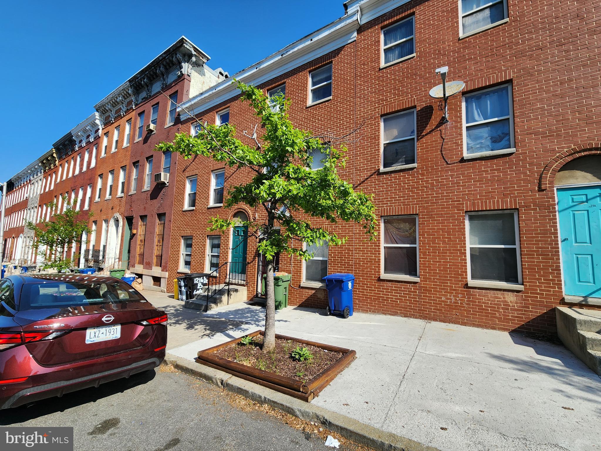 ONLINE AUCTION: This auction takes place on the Ashland Auction Group Website Bidding Platform. Bidding begins 6/3/2026 @ 10:00 AM. Bidding ends 6/5/2026 @ 12:25 PM. List Price is Suggested Opening Bid. Deposit: $5,000.
Garden Style Condominium located in the Sandtown-Winchester area.
In close proximity to both Lafayette Square Park & Harlem Square Park.
Easy access to major traffic artery N Fremont Ave.
Property is Vacant.