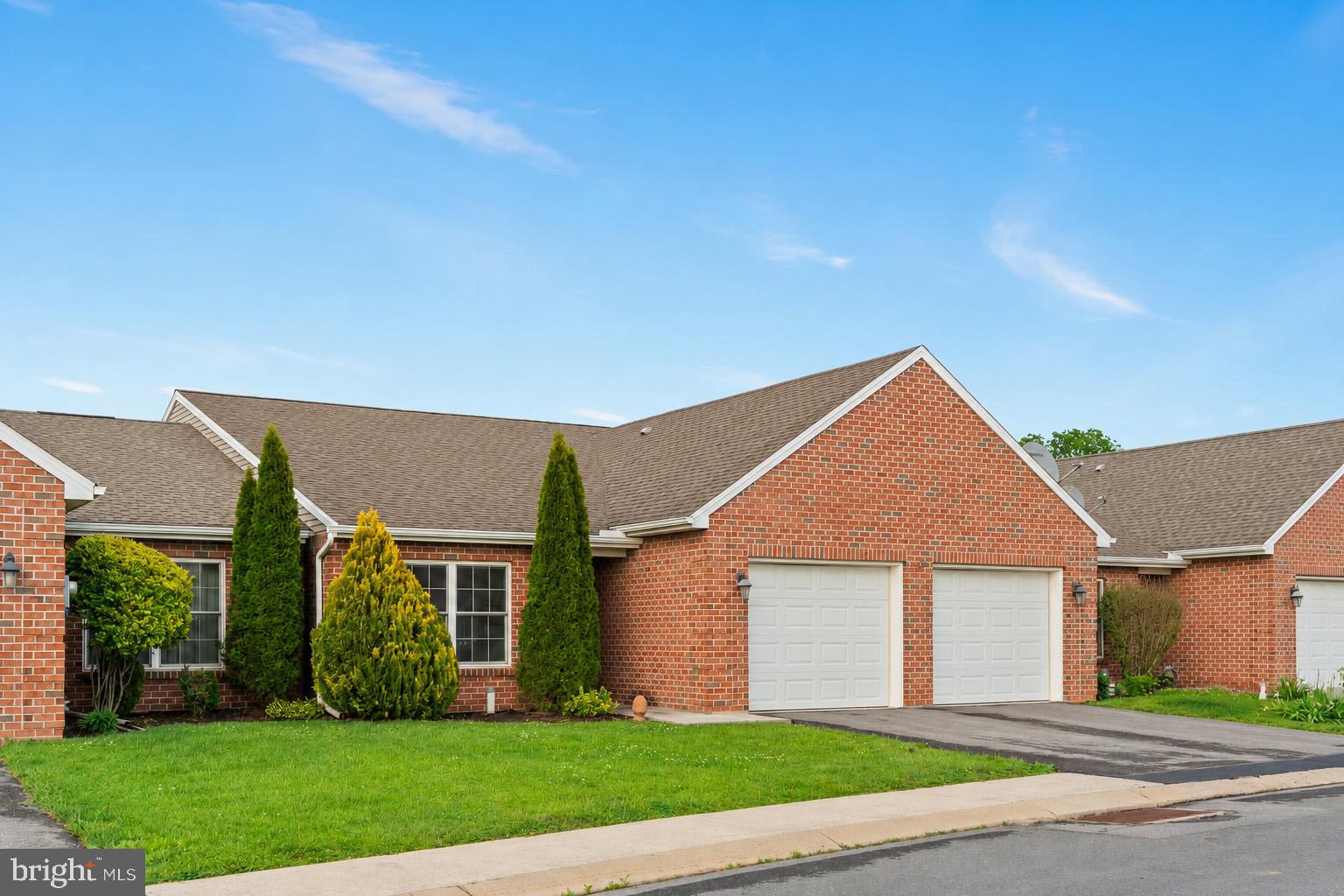 MEADOWSGREEN - Residential